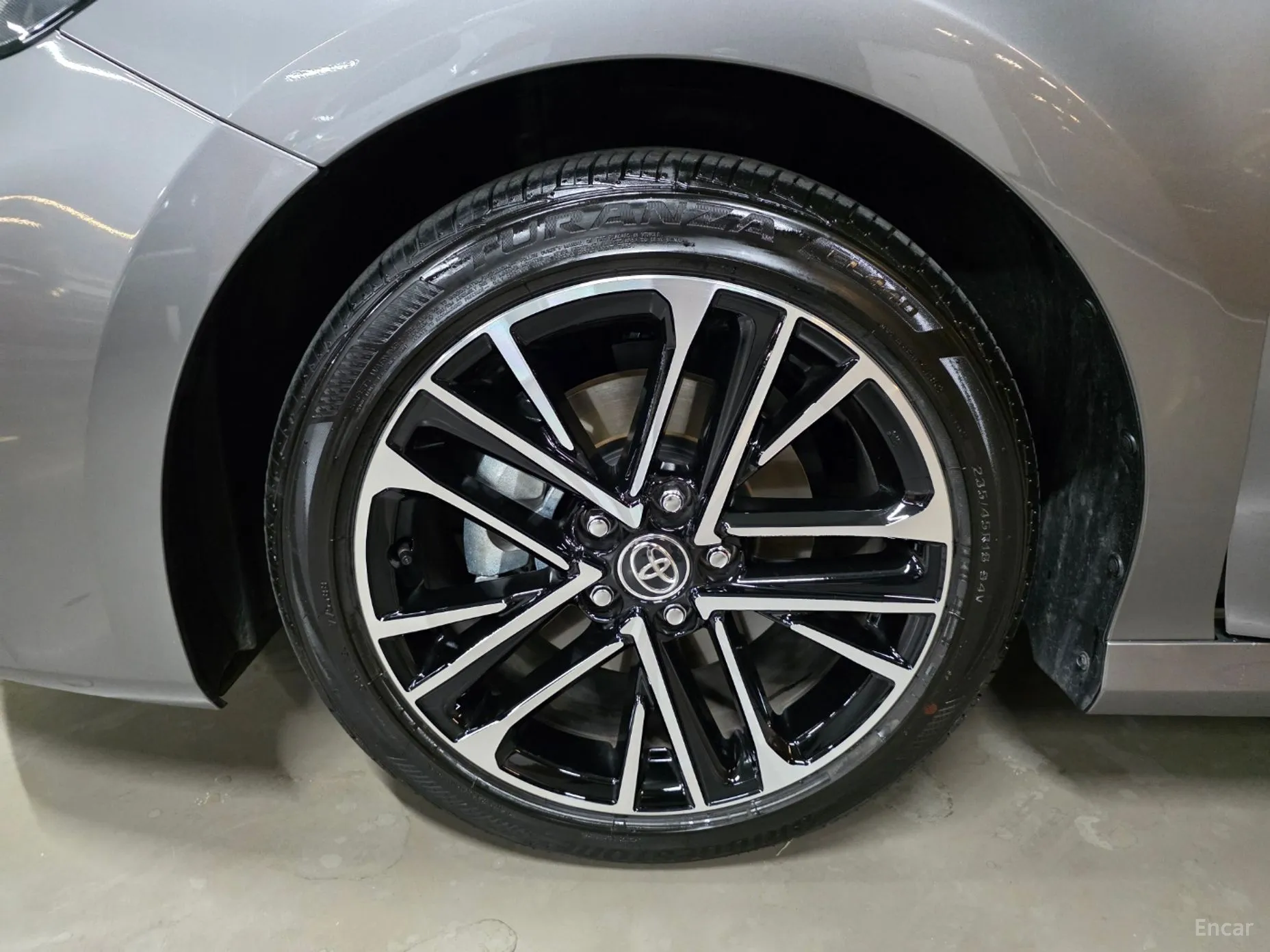 Toyota Camry (XV80) превью 6