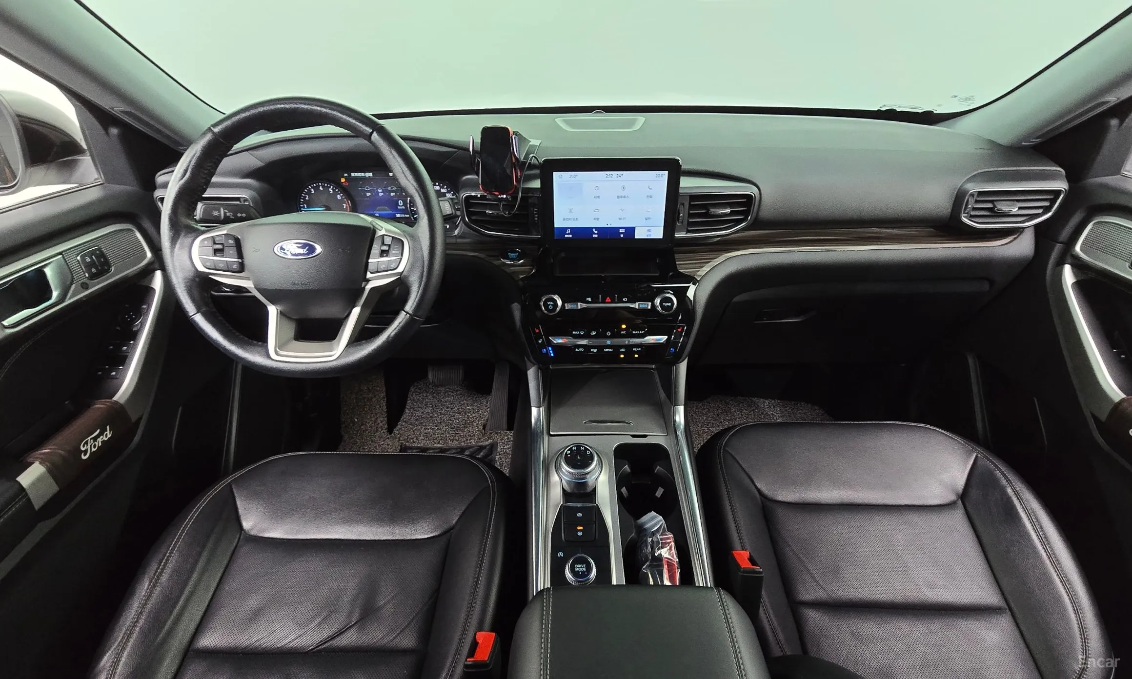 Ford Explorer 6th Generation превью 7