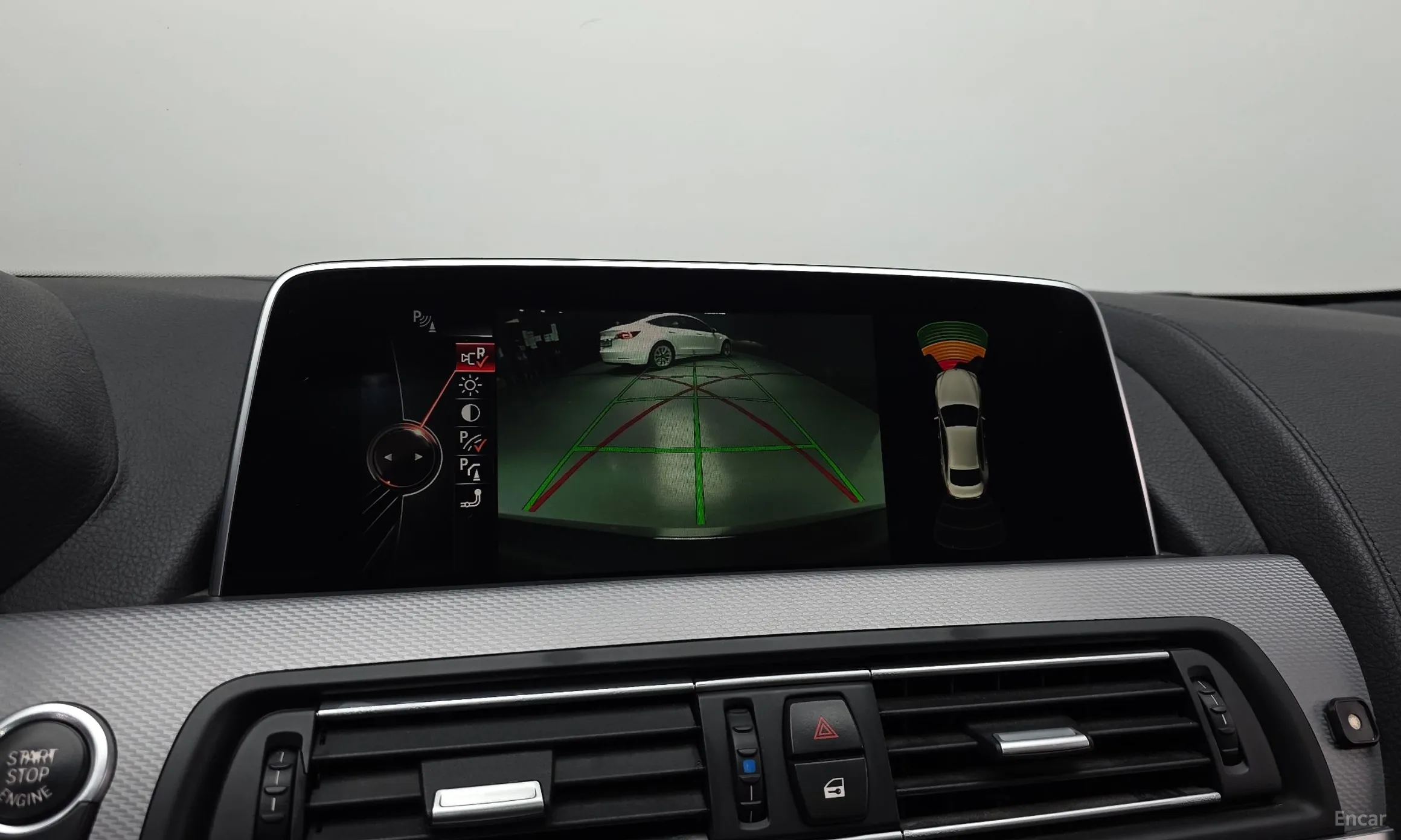 BMW 6 Series (F12) превью 15