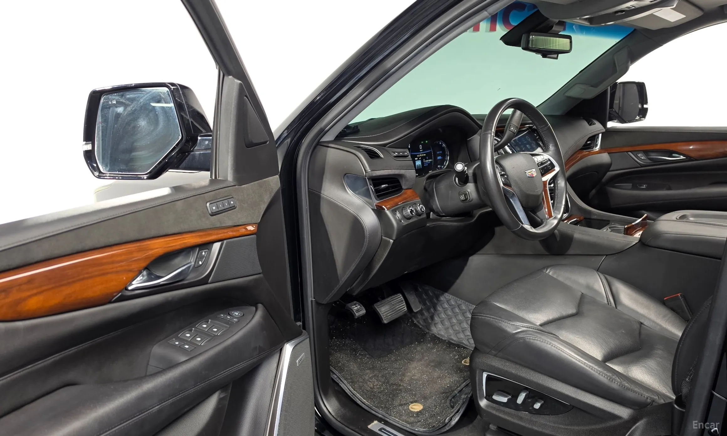 Cadillac Escalade превью 10
