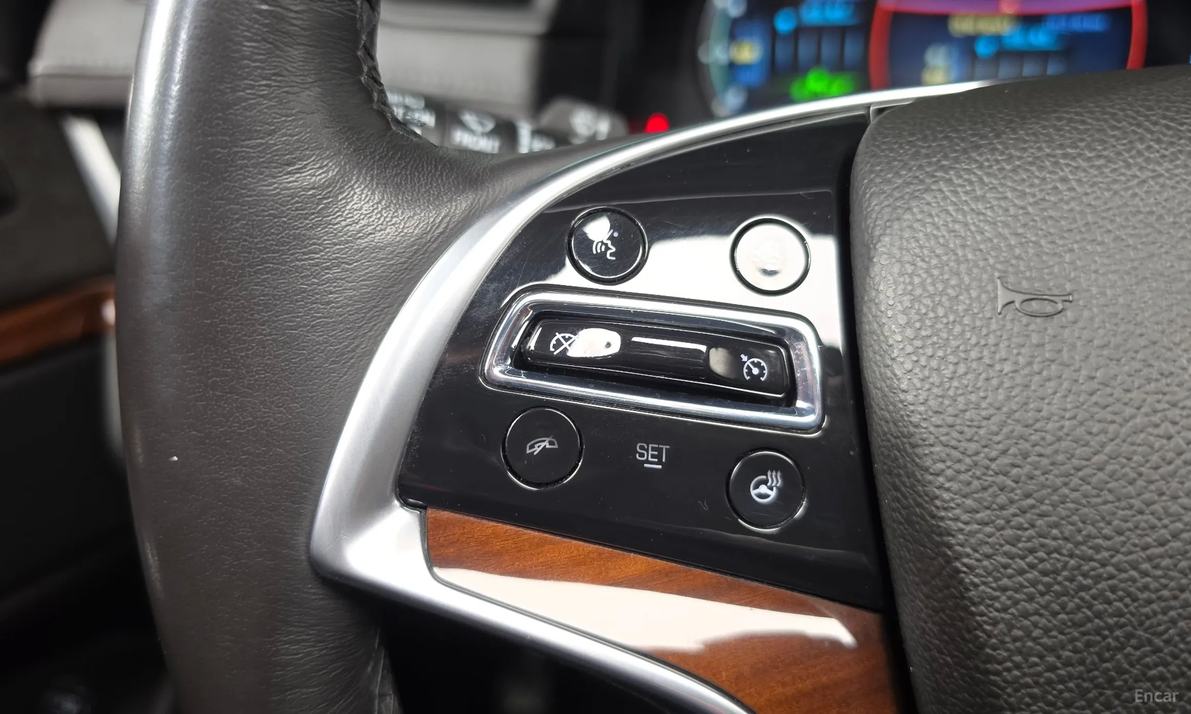 Cadillac Escalade превью 15