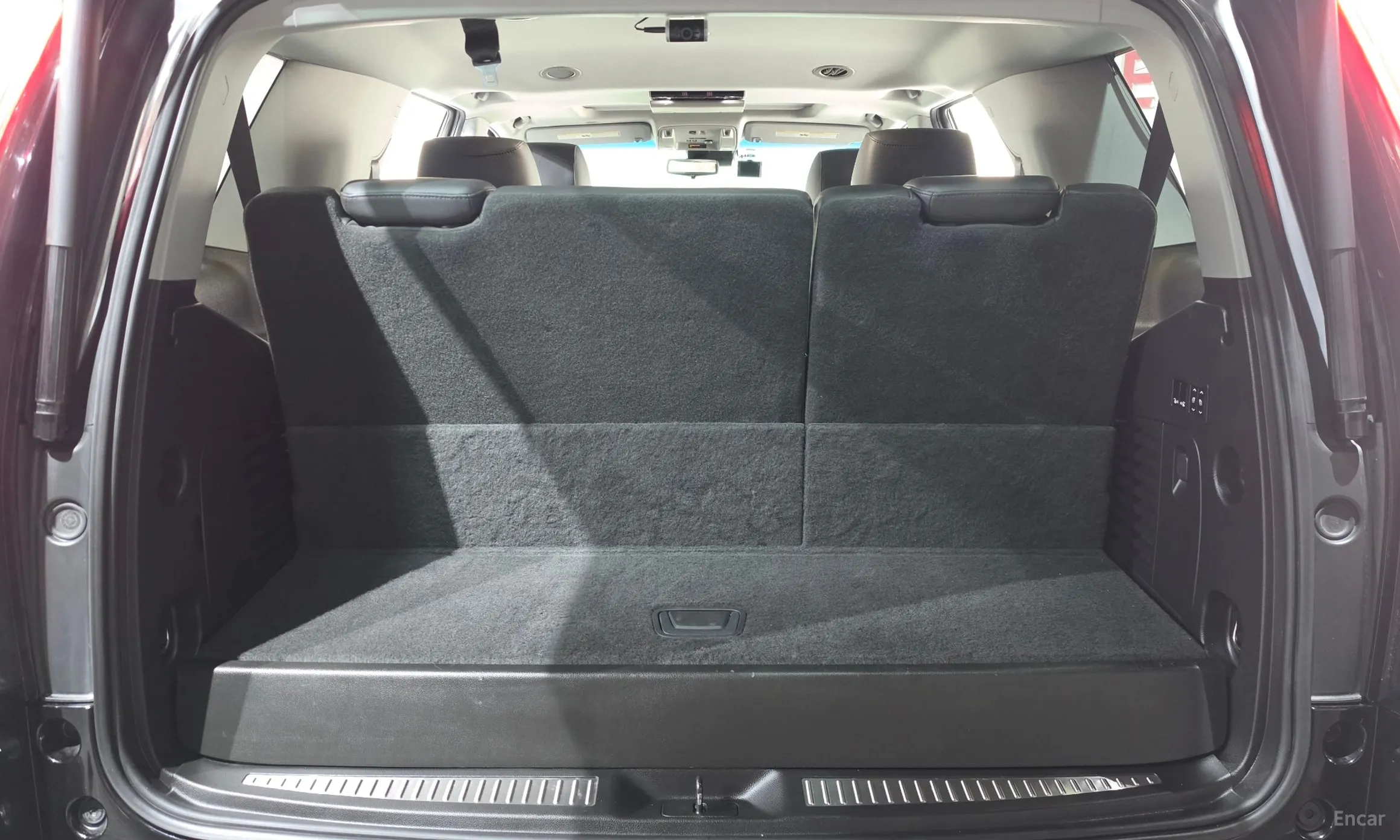 Cadillac Escalade превью 19