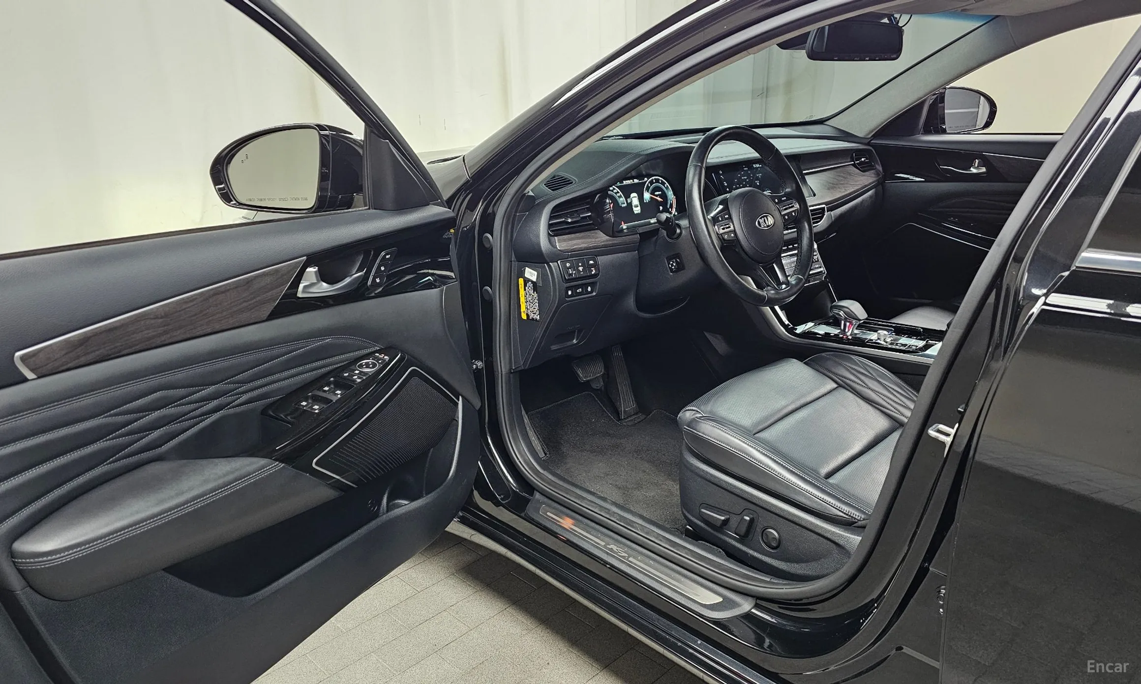 Kia K7 Premier превью 10