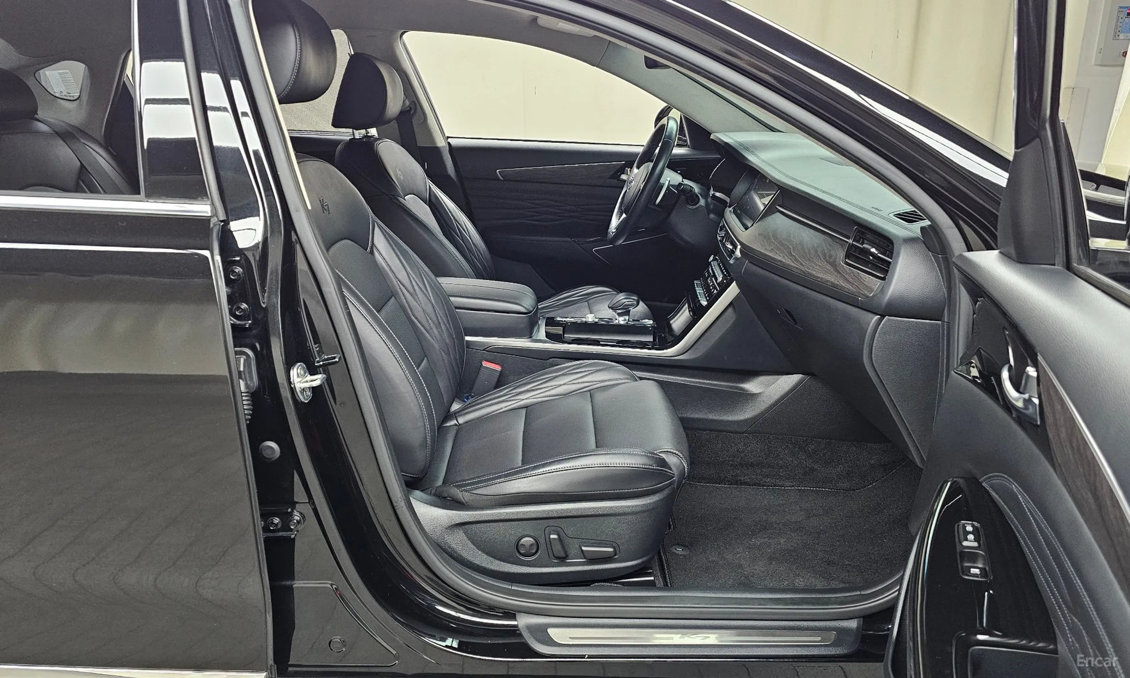 Kia K7 Premier превью 11