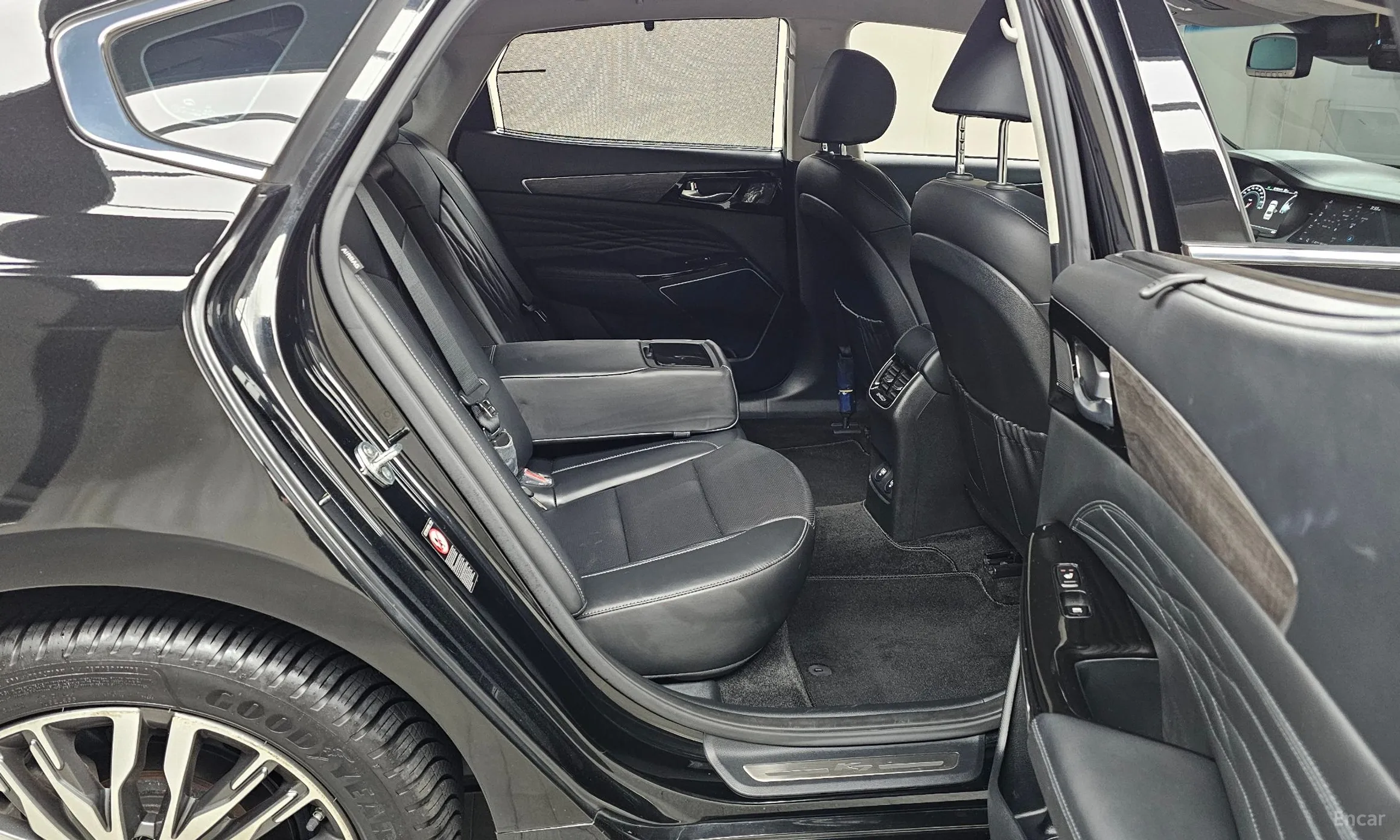 Kia K7 Premier превью 12