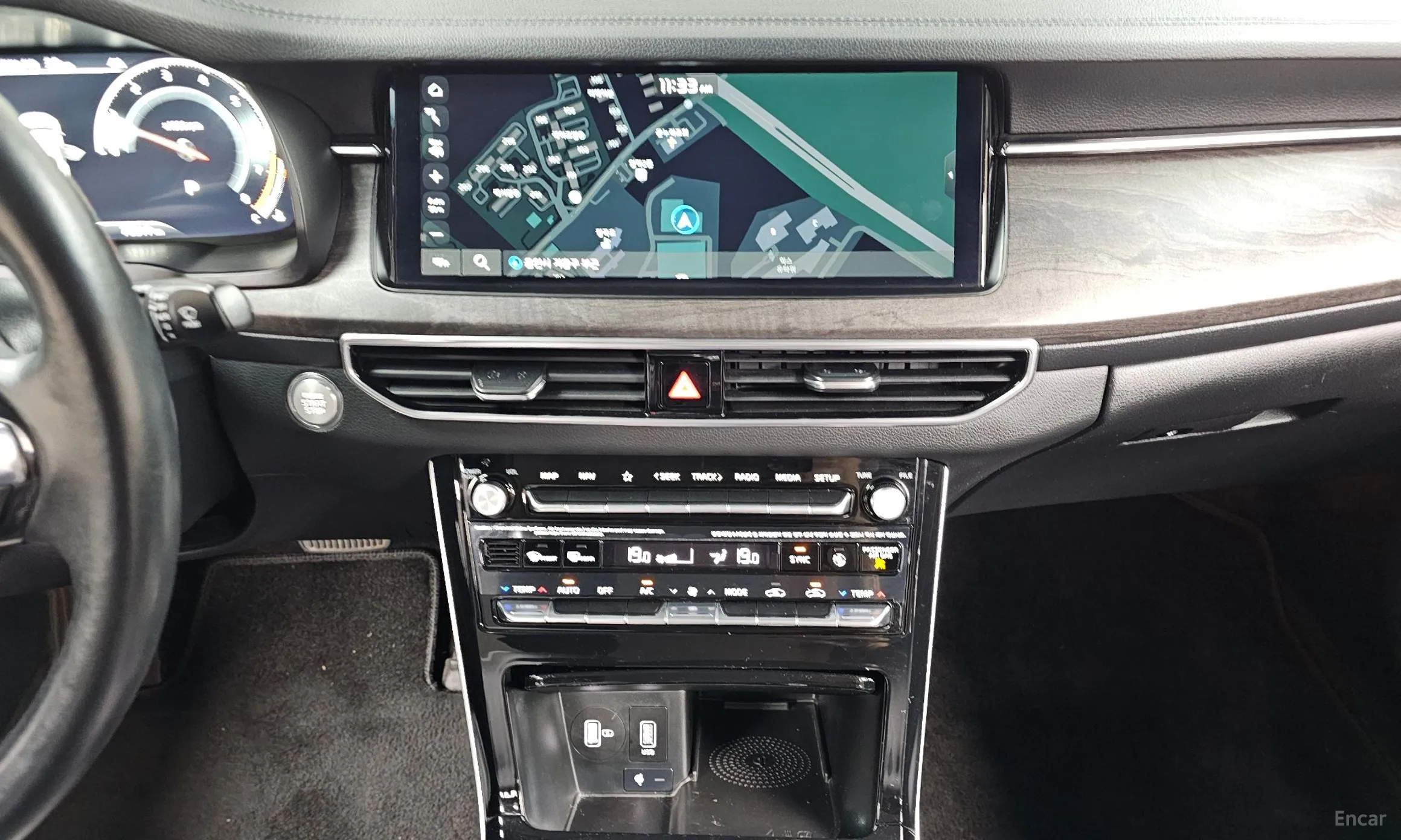 Kia K7 Premier превью 16