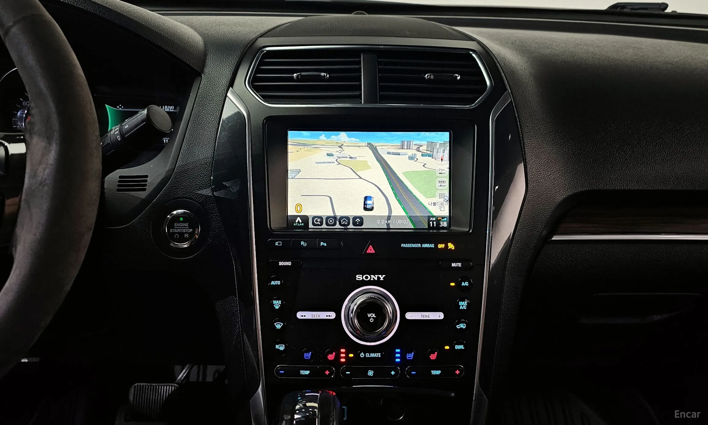 Ford Explorer превью 13