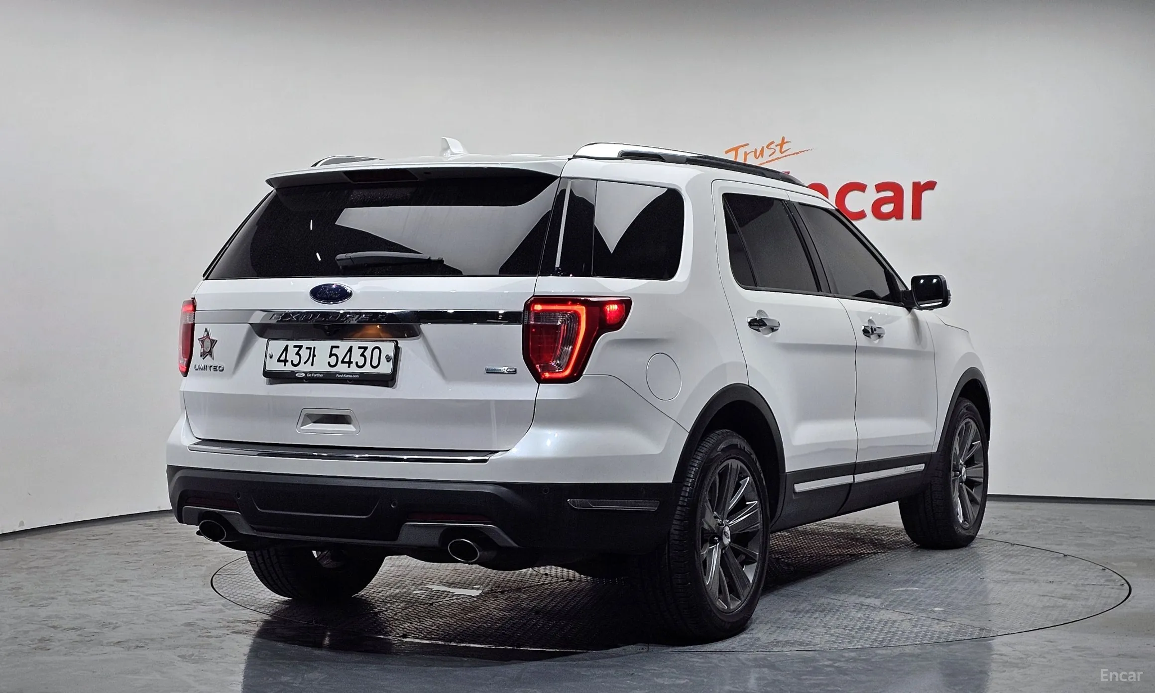 Ford Explorer превью 2
