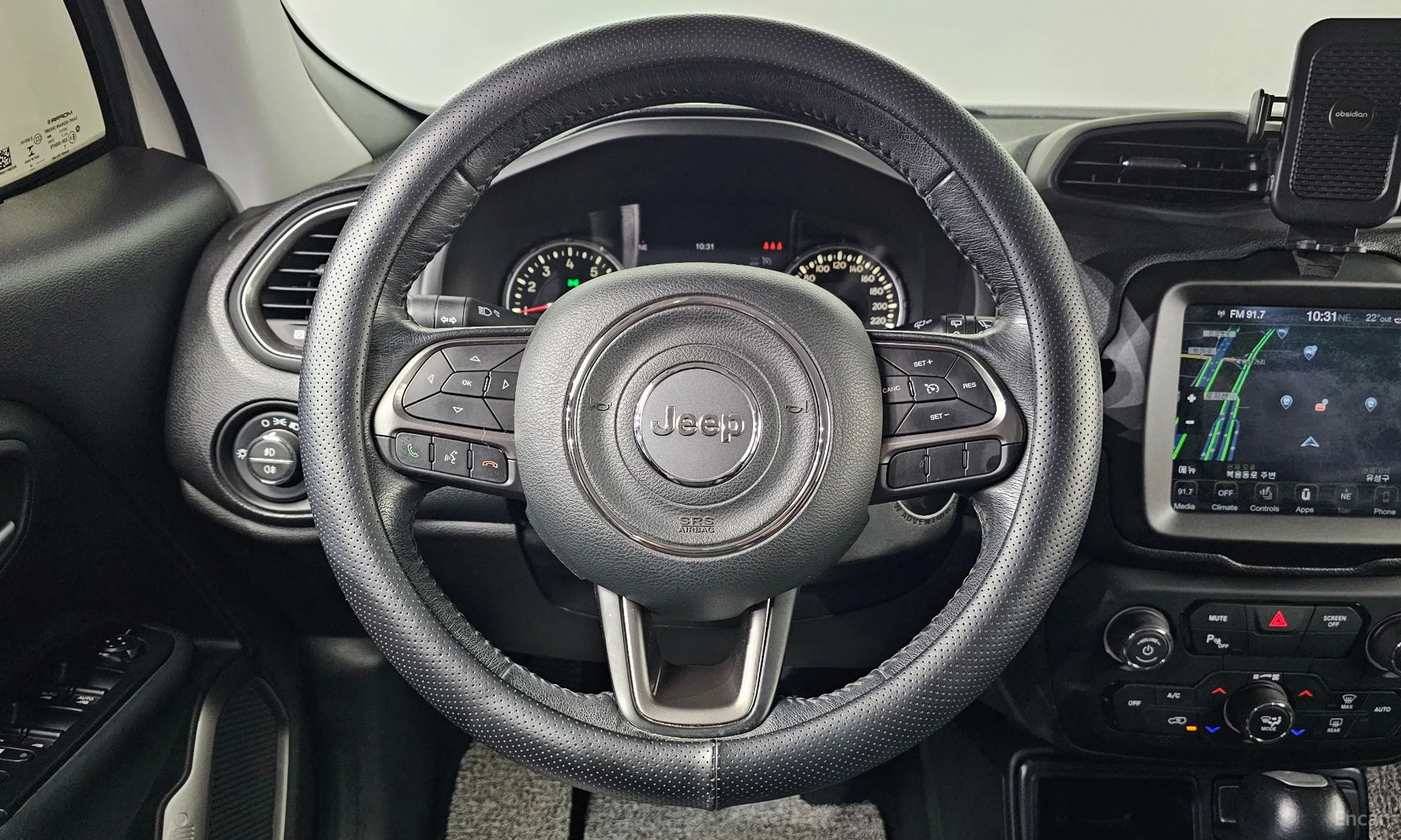 Jeep Renegade превью 15