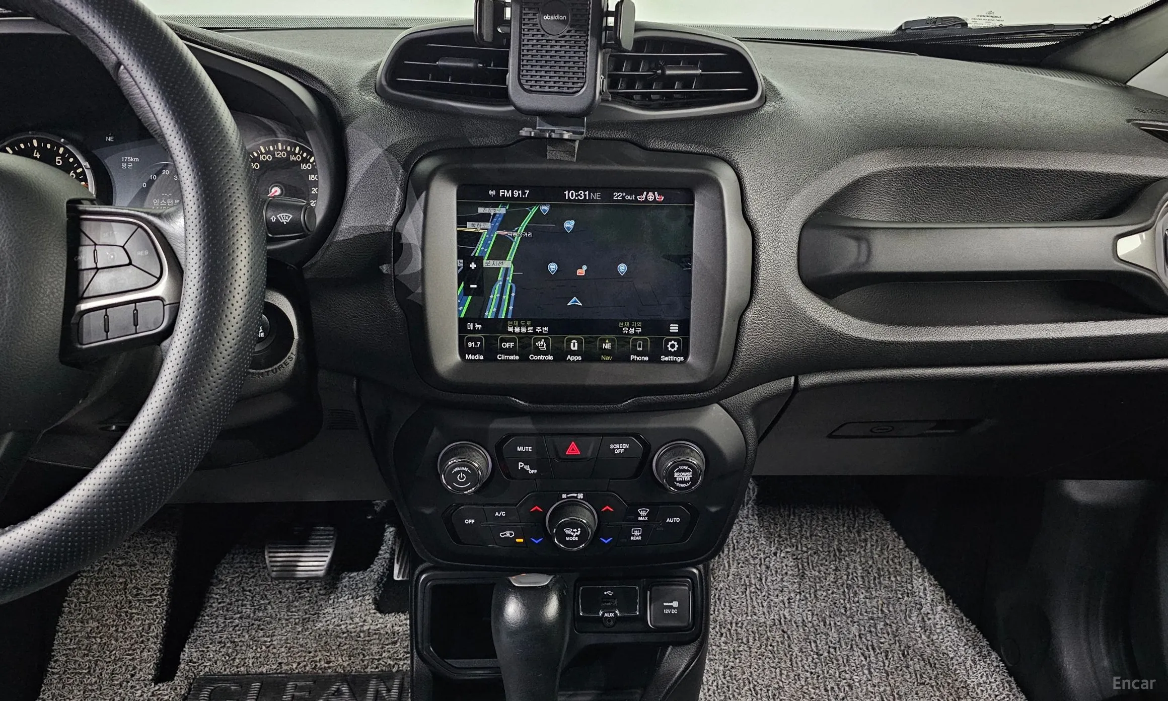 Jeep Renegade превью 16
