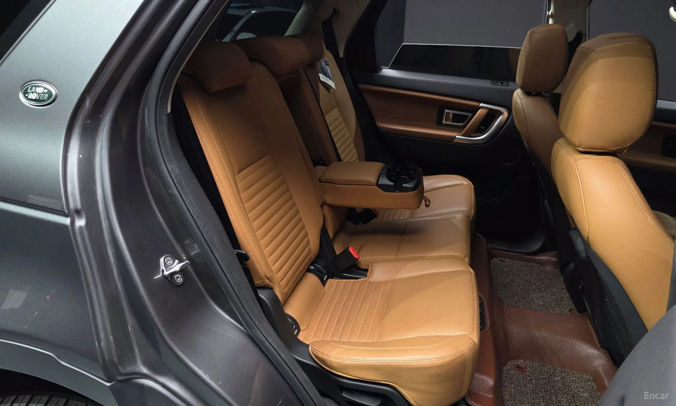 Land Rover Discovery Sports превью 12