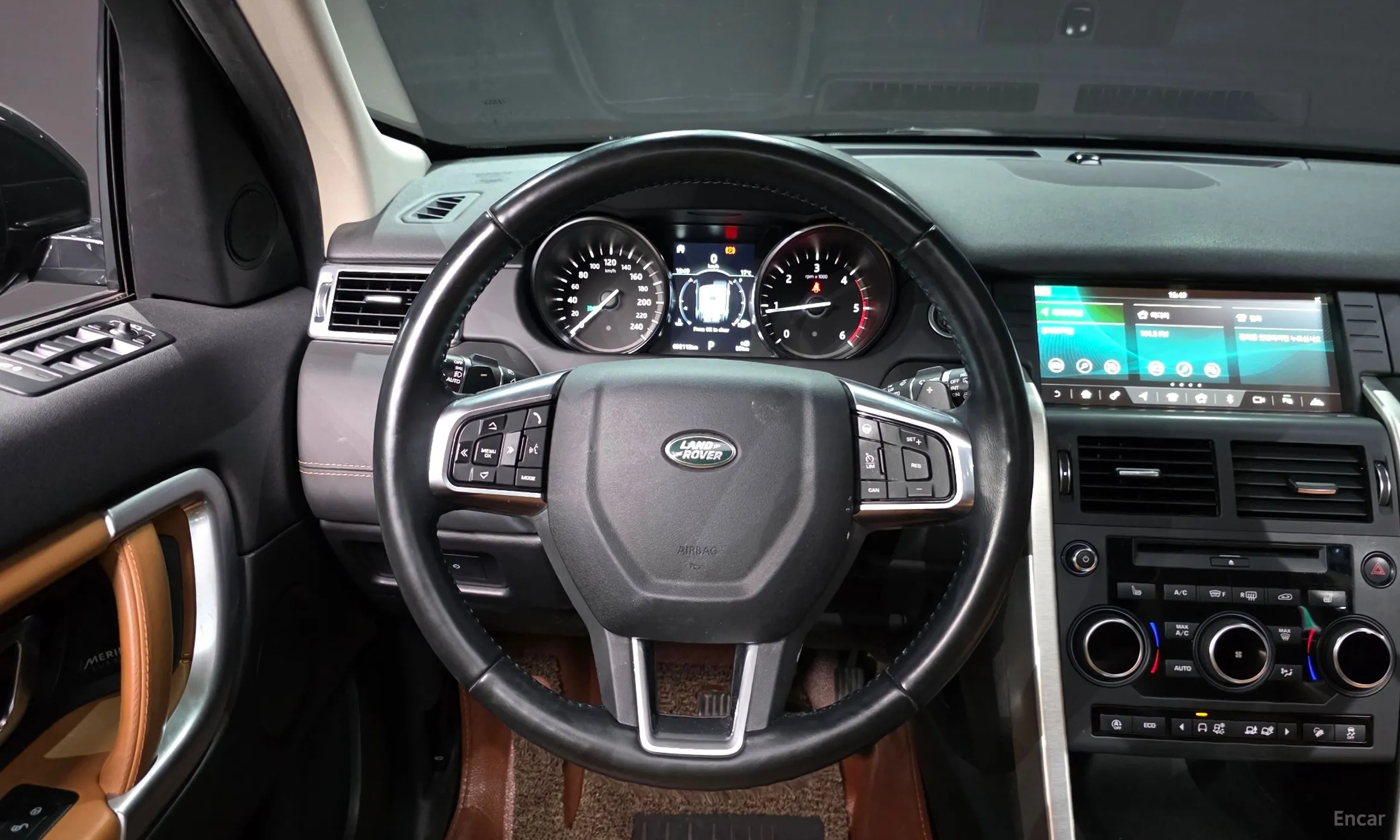 Land Rover Discovery Sports превью 13