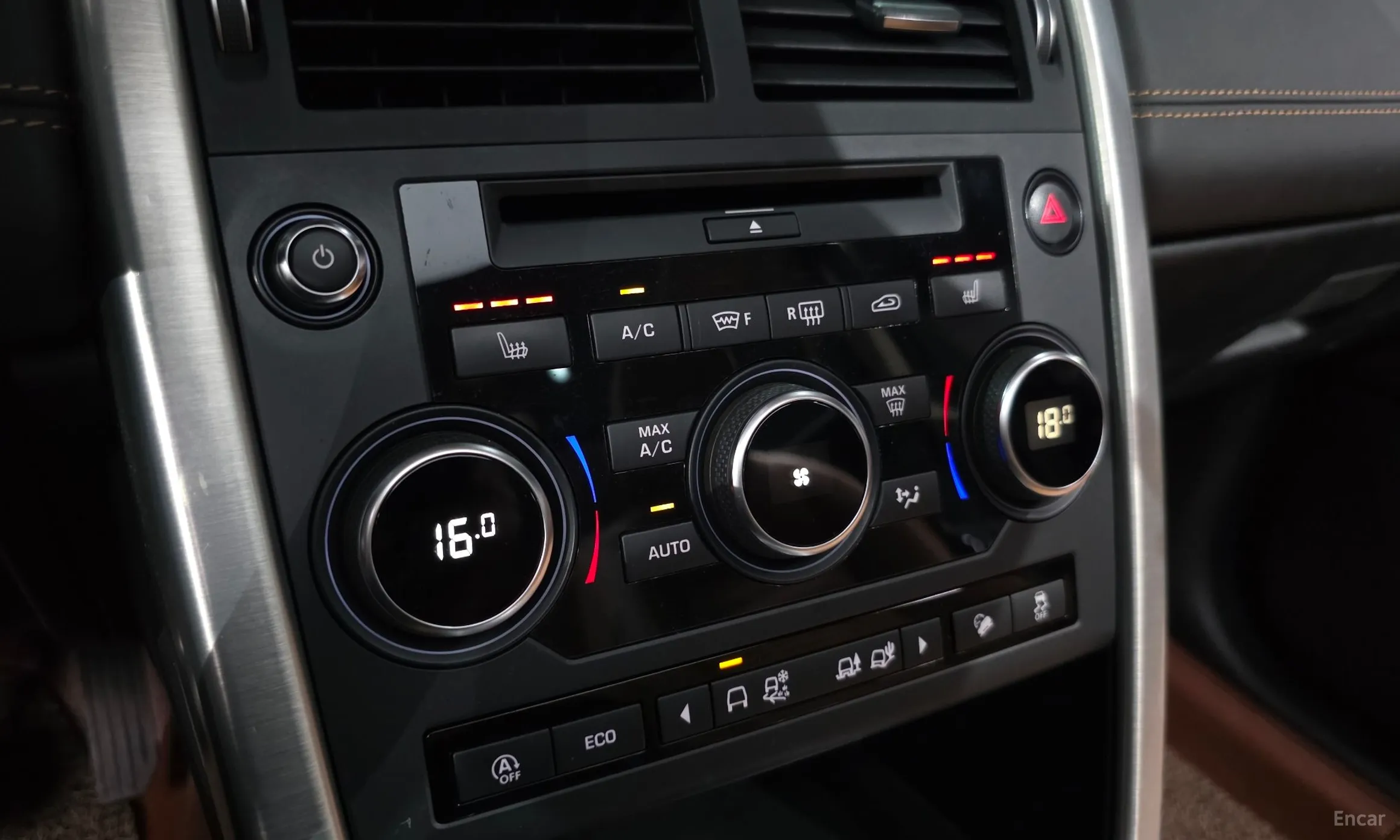 Land Rover Discovery Sports превью 16