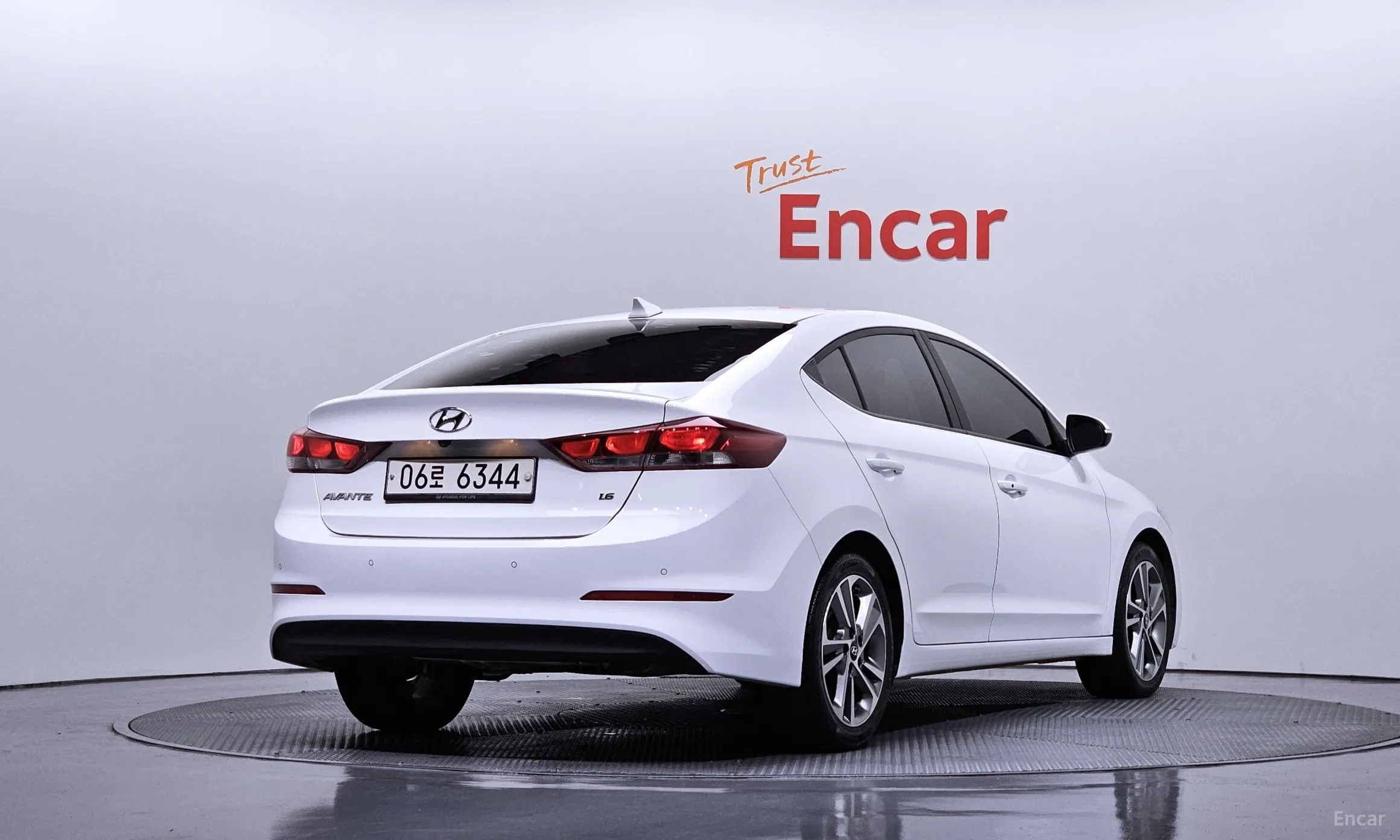 Hyundai Avante AD