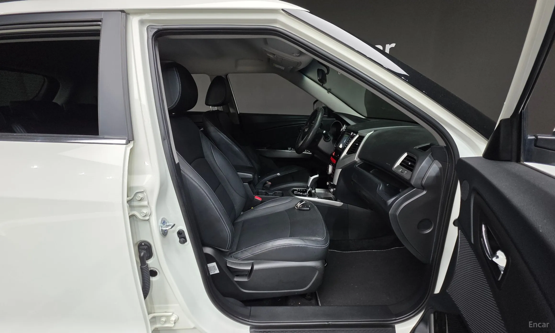 KG Mobility (SsangYong) Tivoli, Lazio превью 10