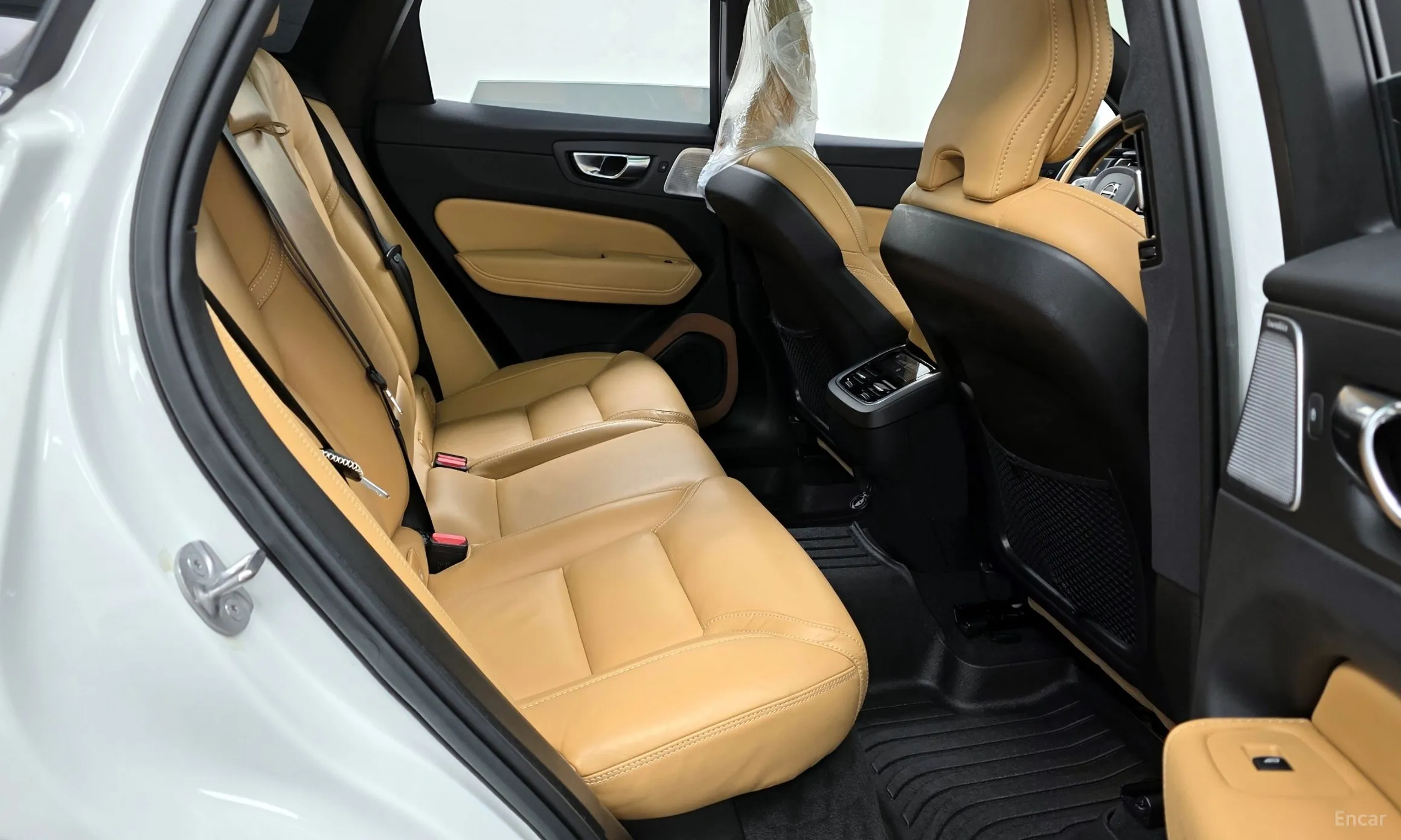 Volvo XC60 Gen 2 превью 12
