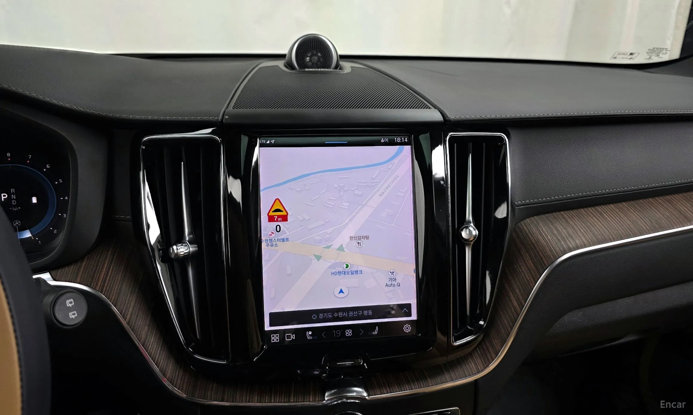 Volvo XC60 Gen 2 превью 14
