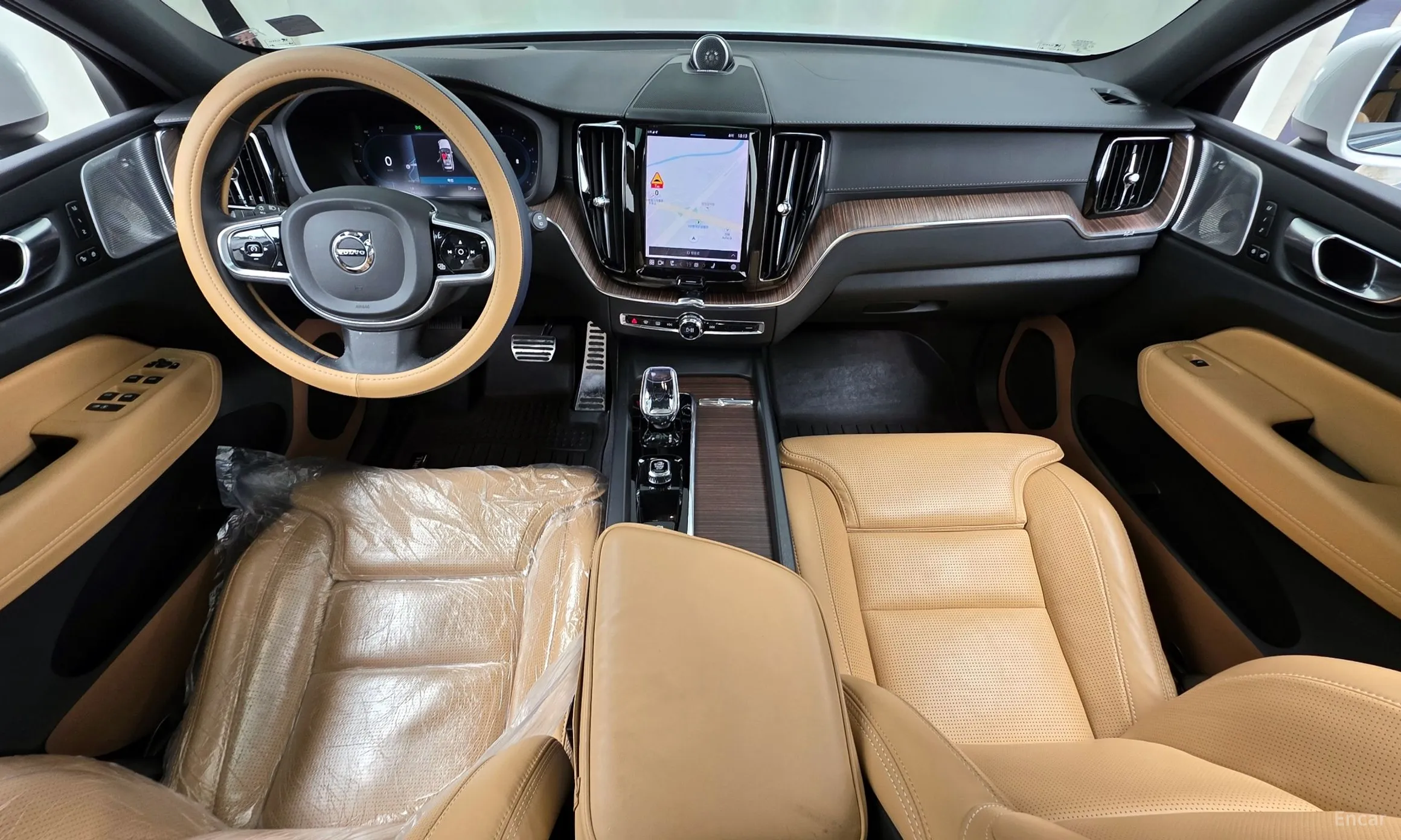 Volvo XC60 Gen 2 превью 7