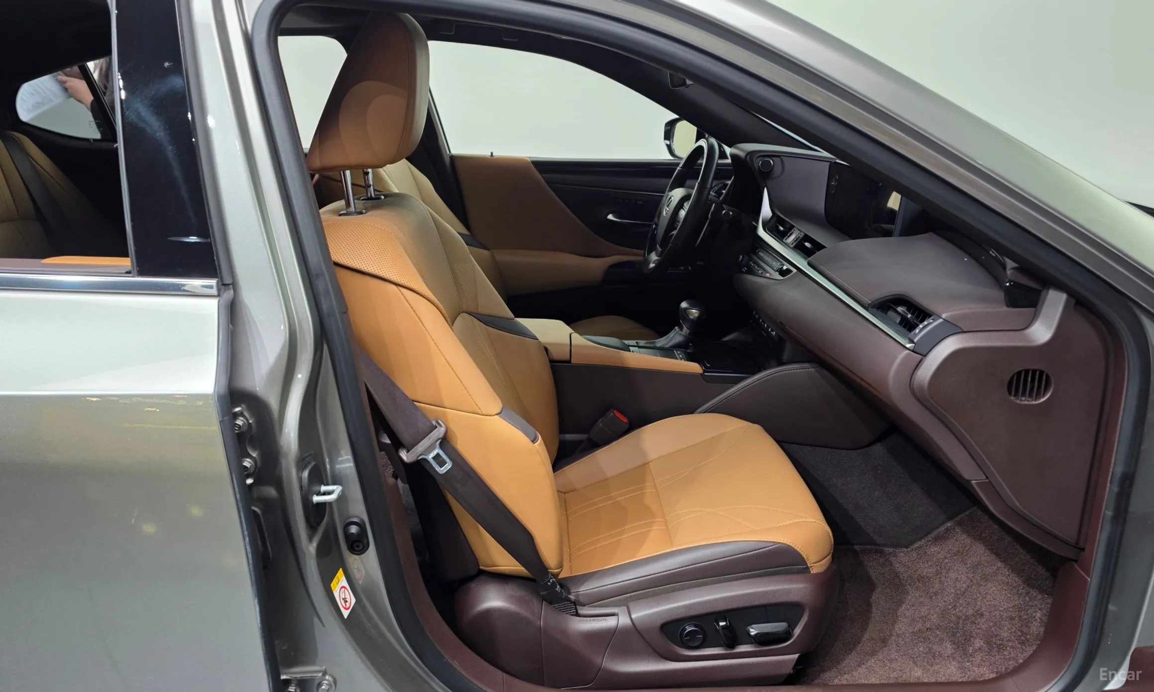 Lexus ES300h 7th Generation превью 11