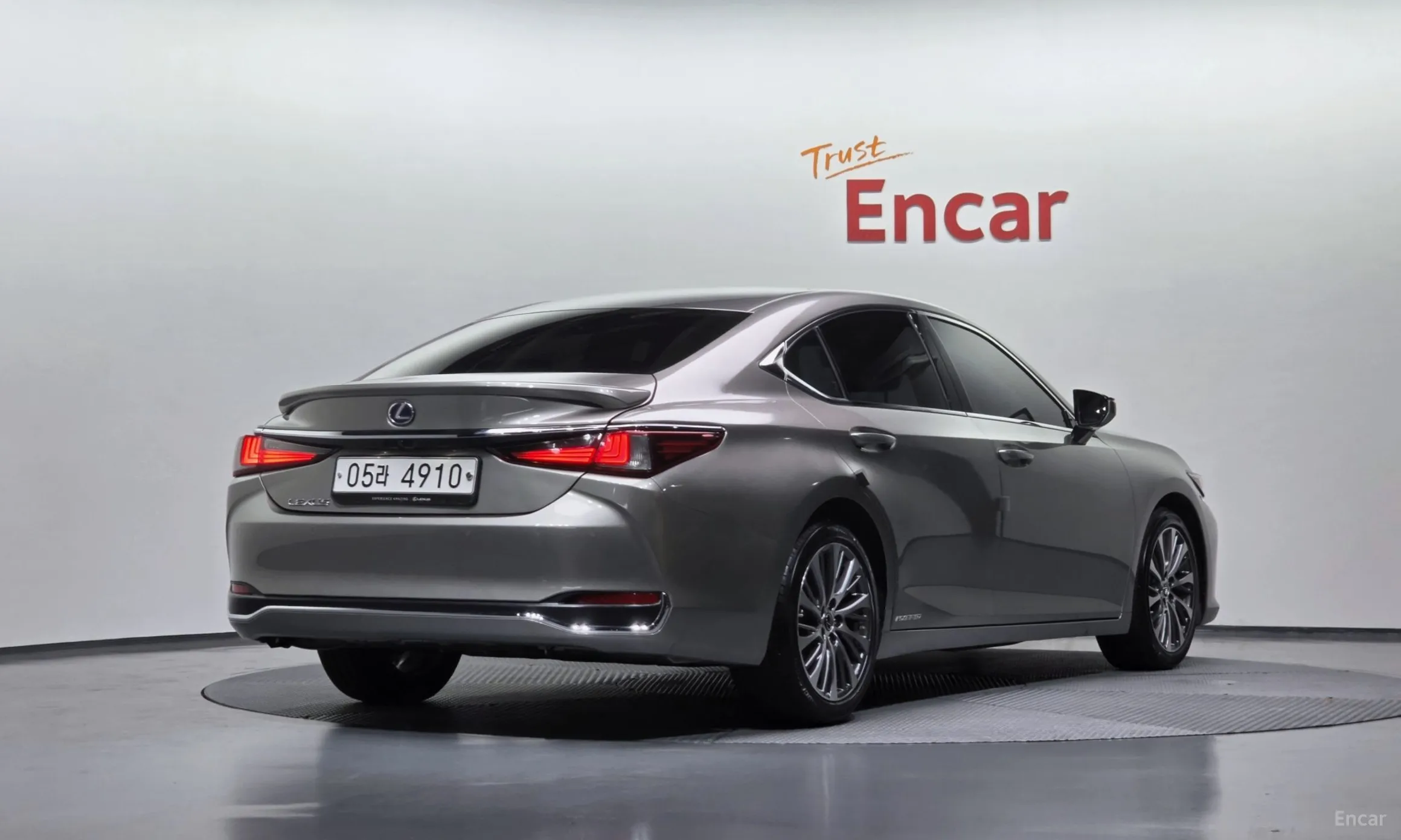 Lexus ES300h 7th Generation