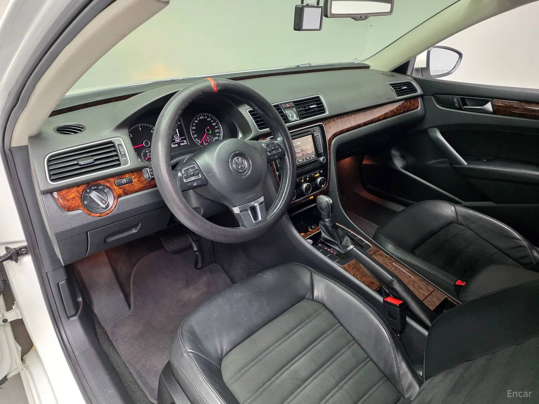 Volkswagen The New Passat превью 10