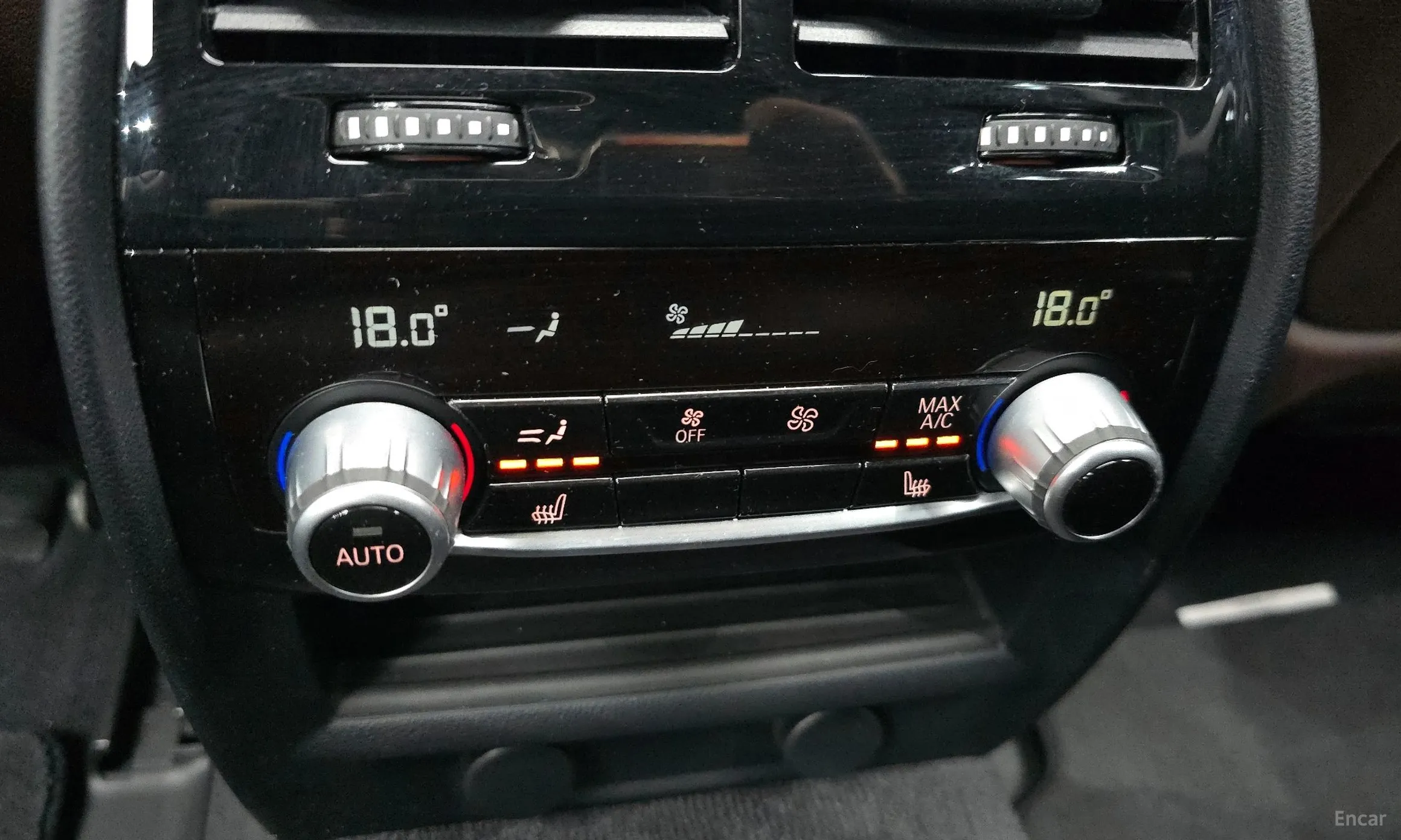 BMW 5 Series (G30) превью 18