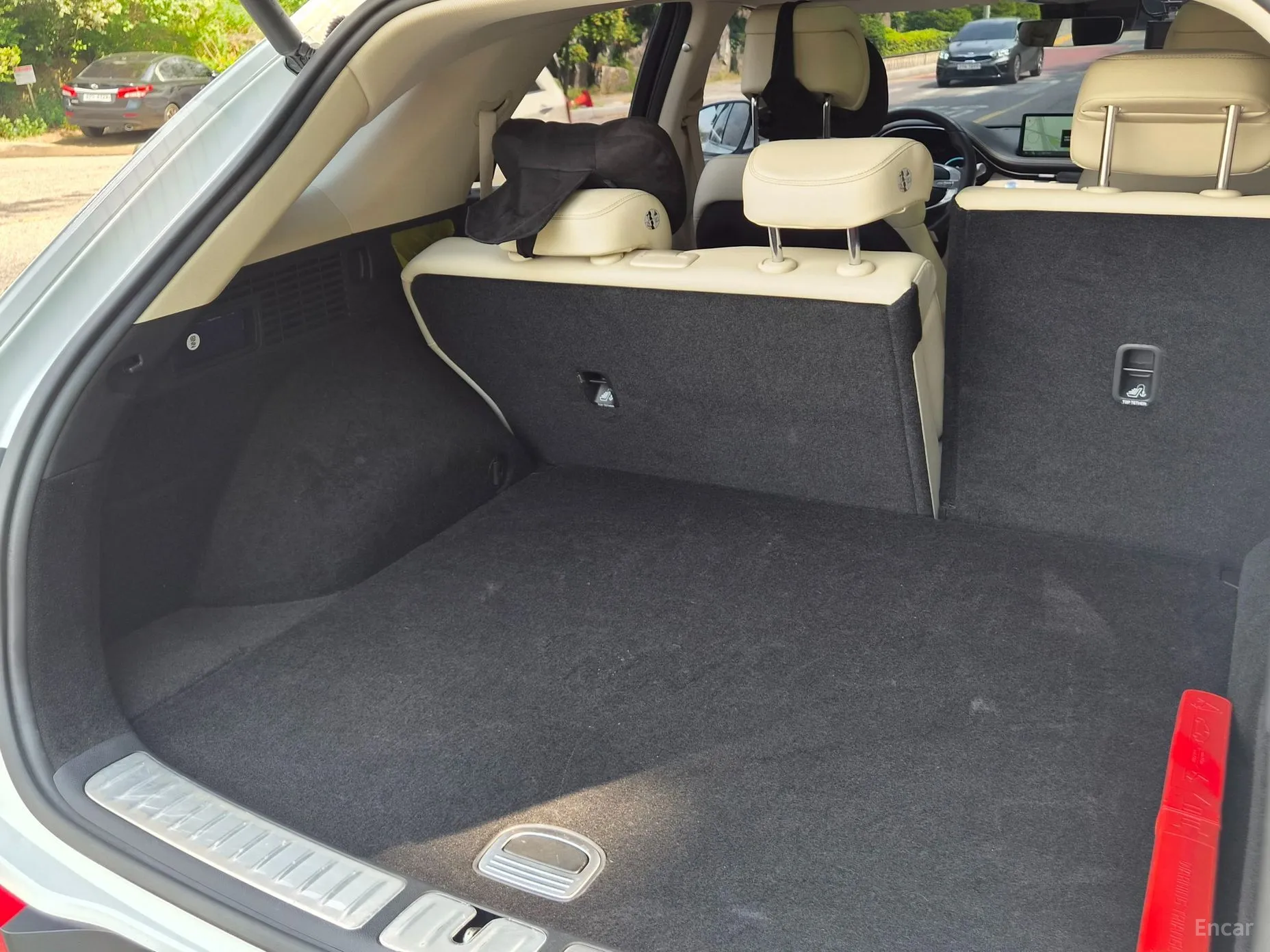 Genesis GV70 превью 20