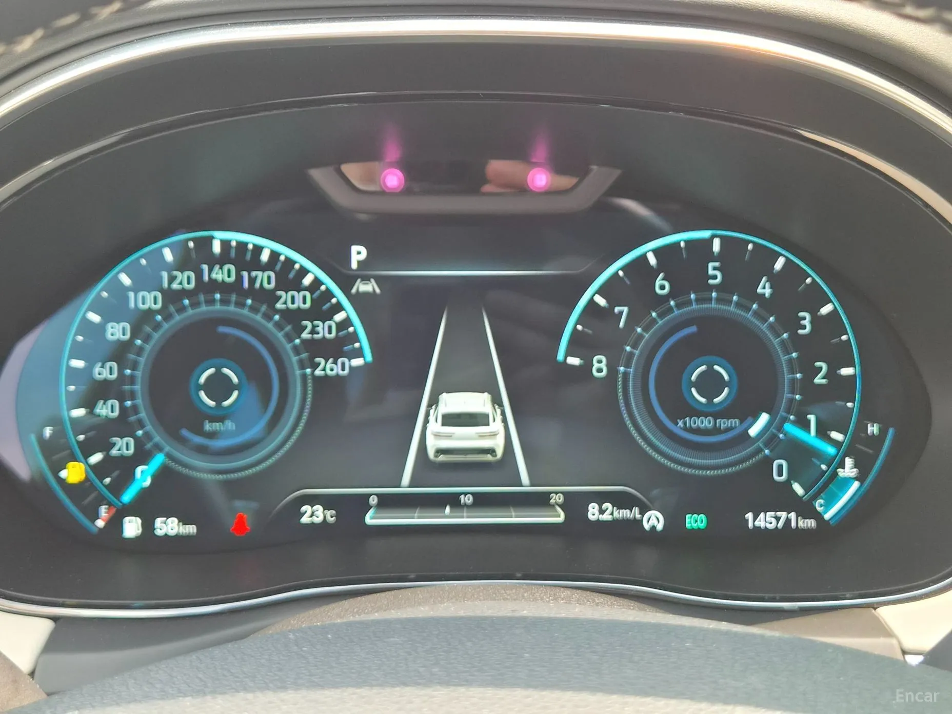 Genesis GV70 превью 8
