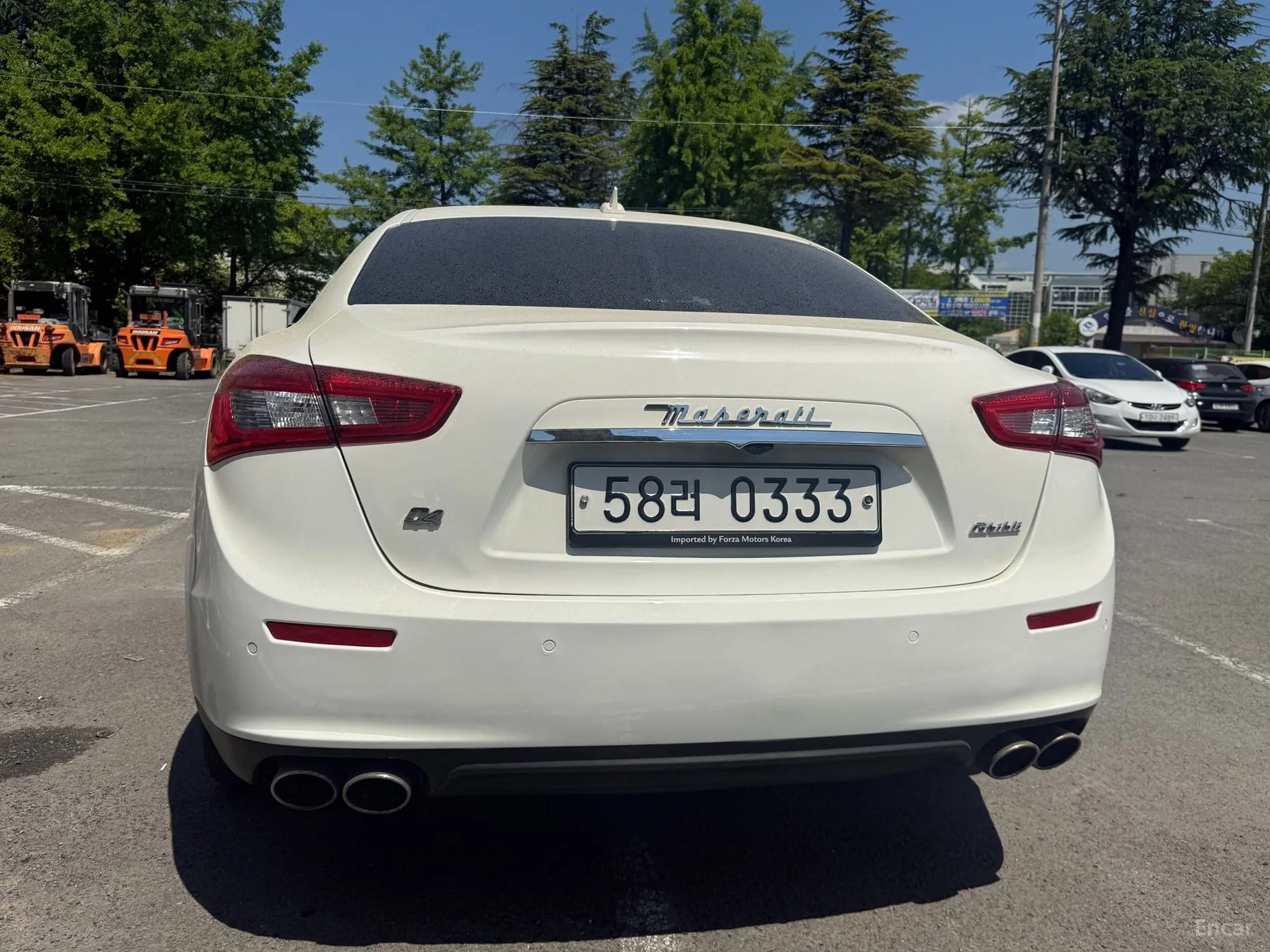 Maserati Ghibli превью 5
