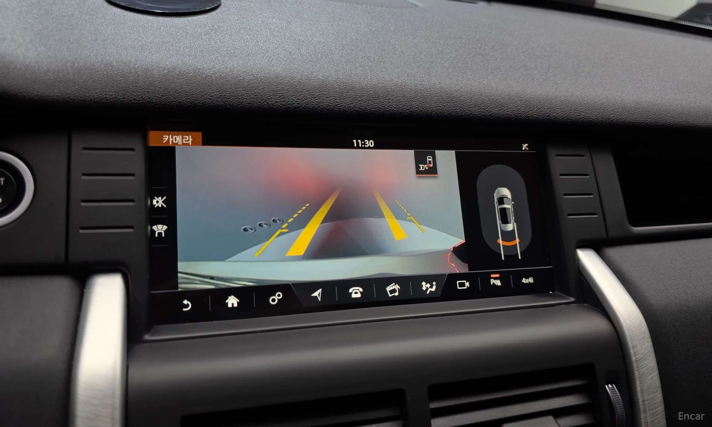Land Rover Discovery Sports превью 18