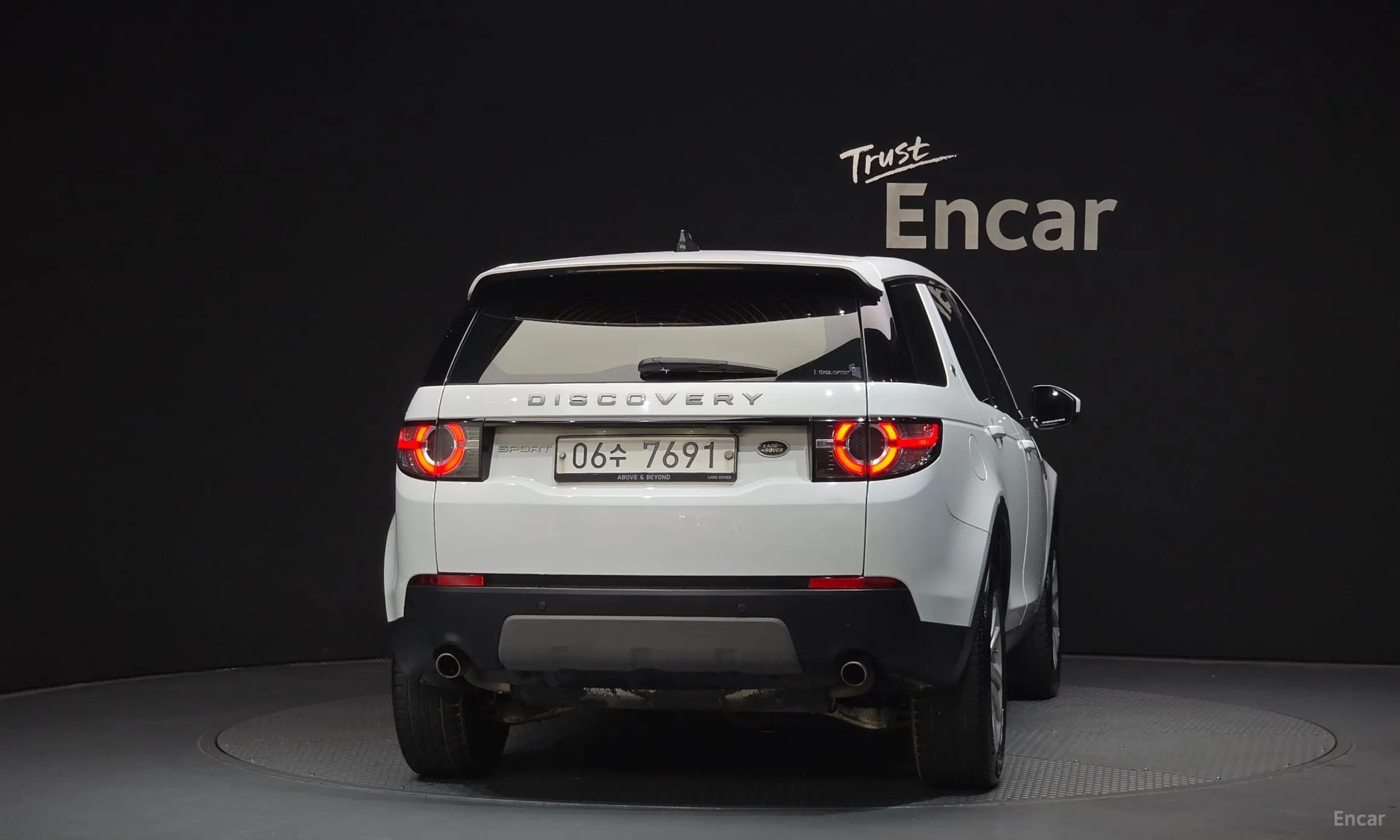 Land Rover Discovery Sports превью 4