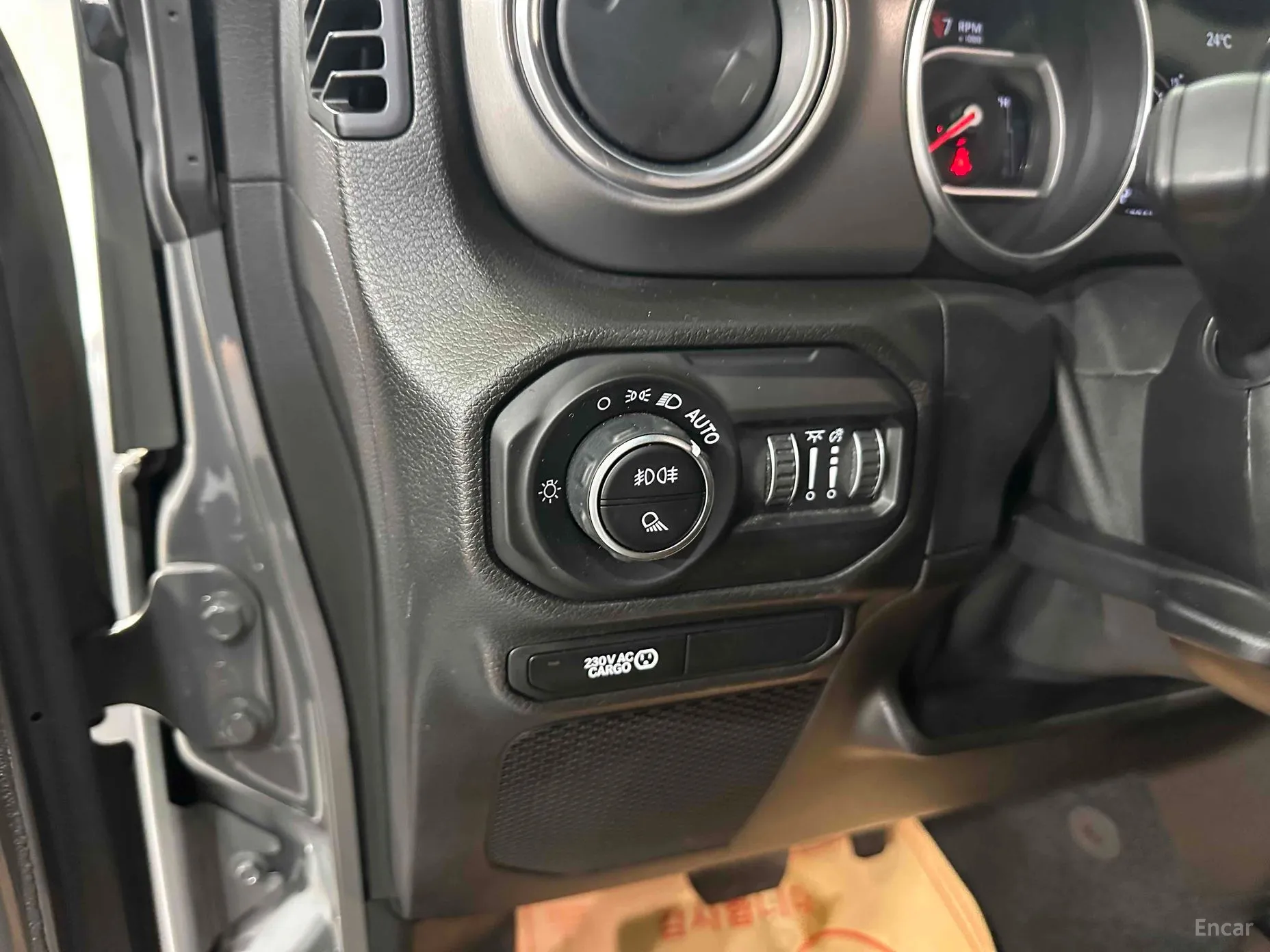Jeep Gladiator (JT) превью 10