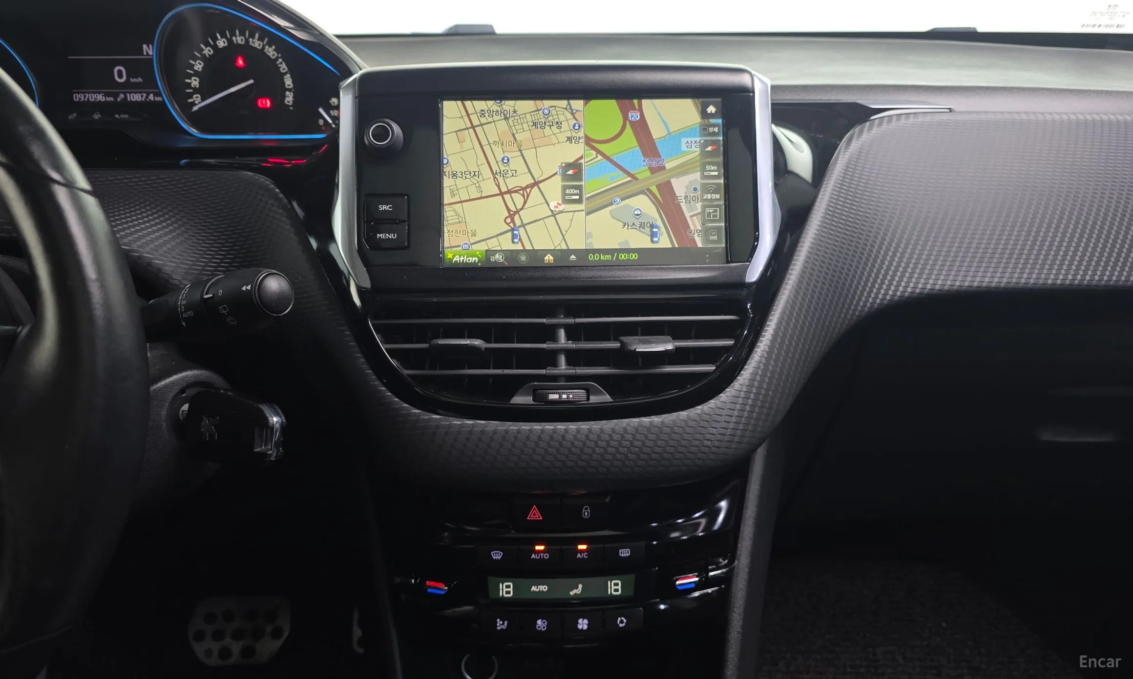 Peugeot 2008. превью 13