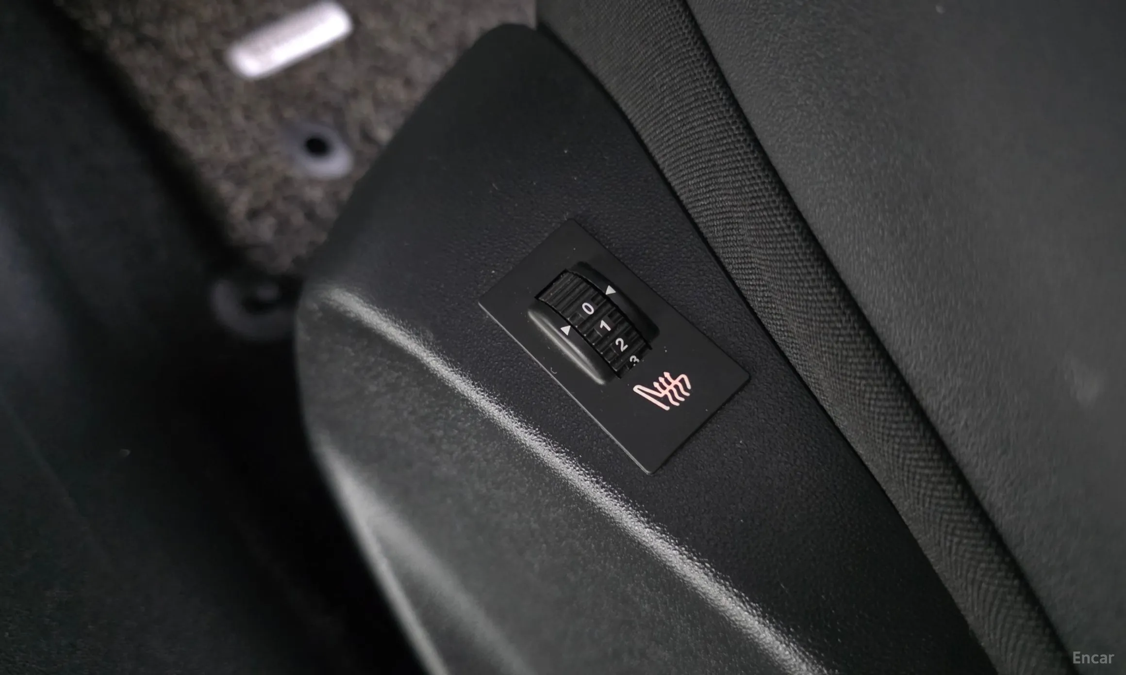 Peugeot 2008. превью 16
