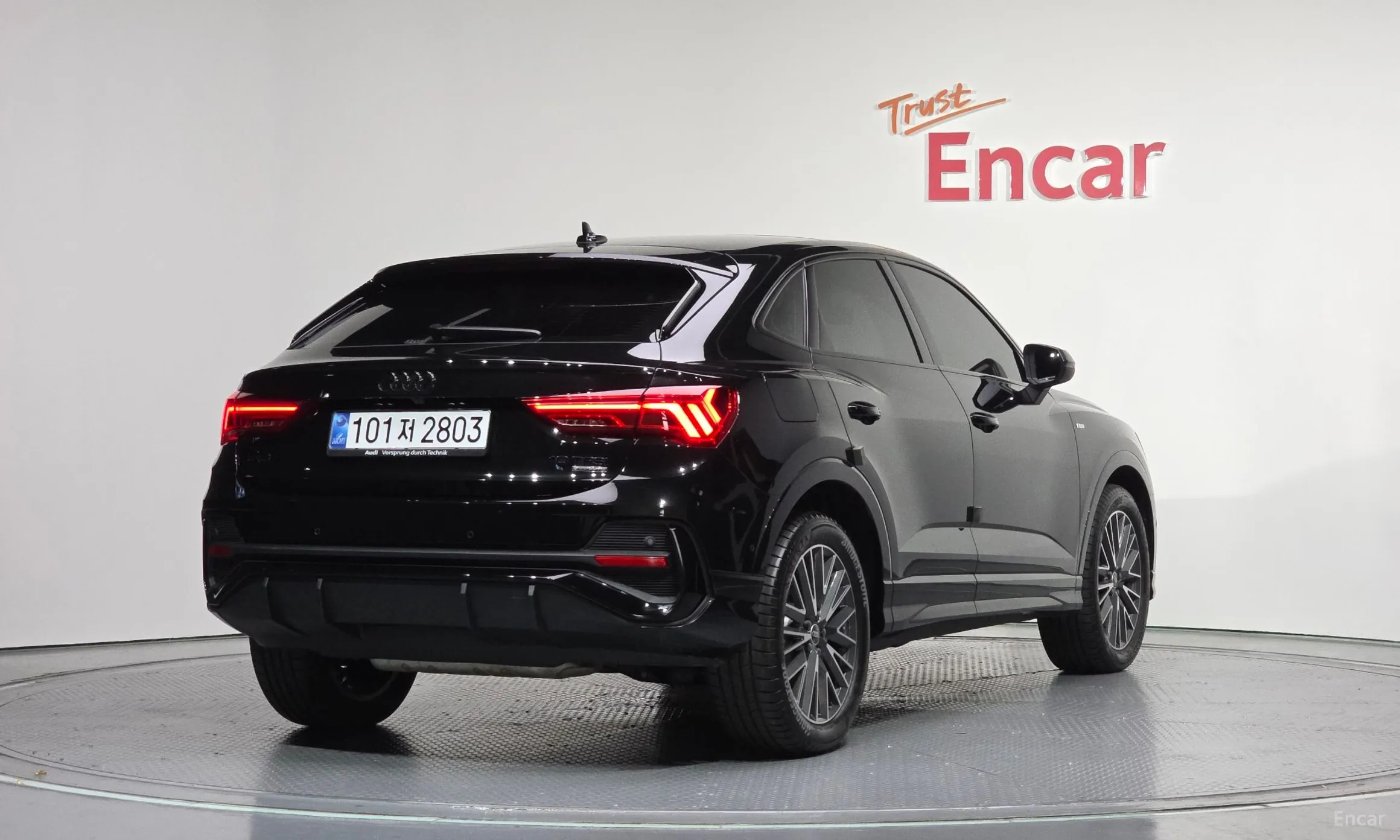 Audi Q3 (F3) превью 2