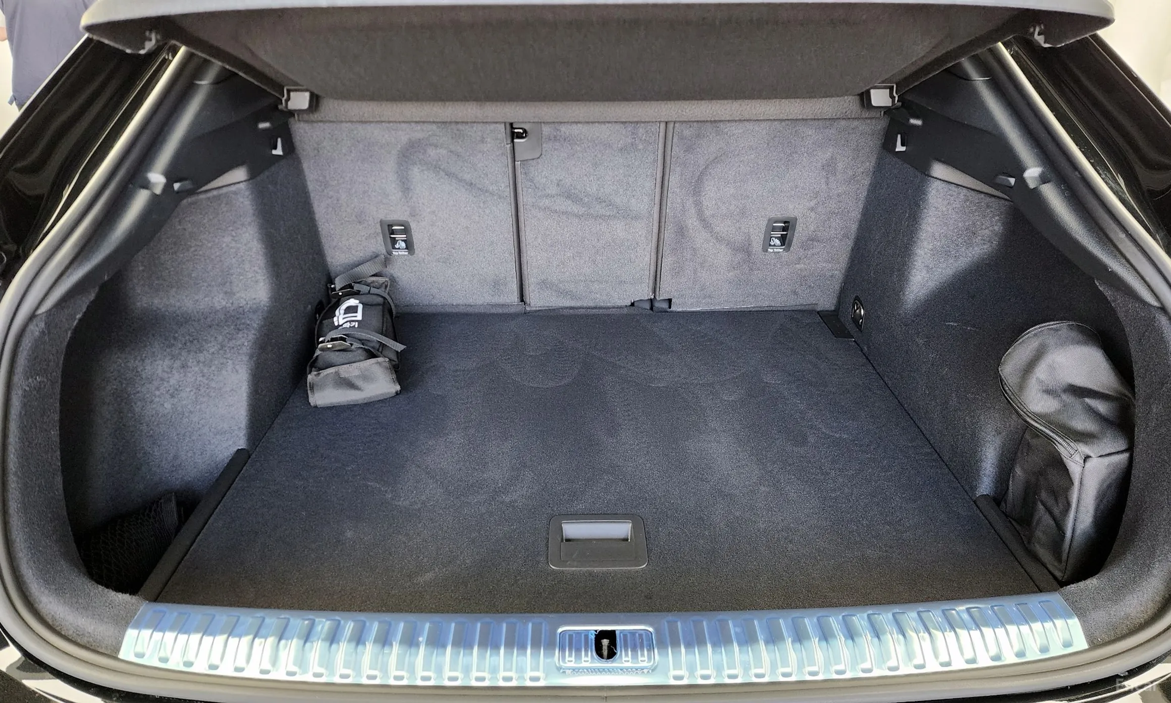 Audi Q3 (F3) превью 20