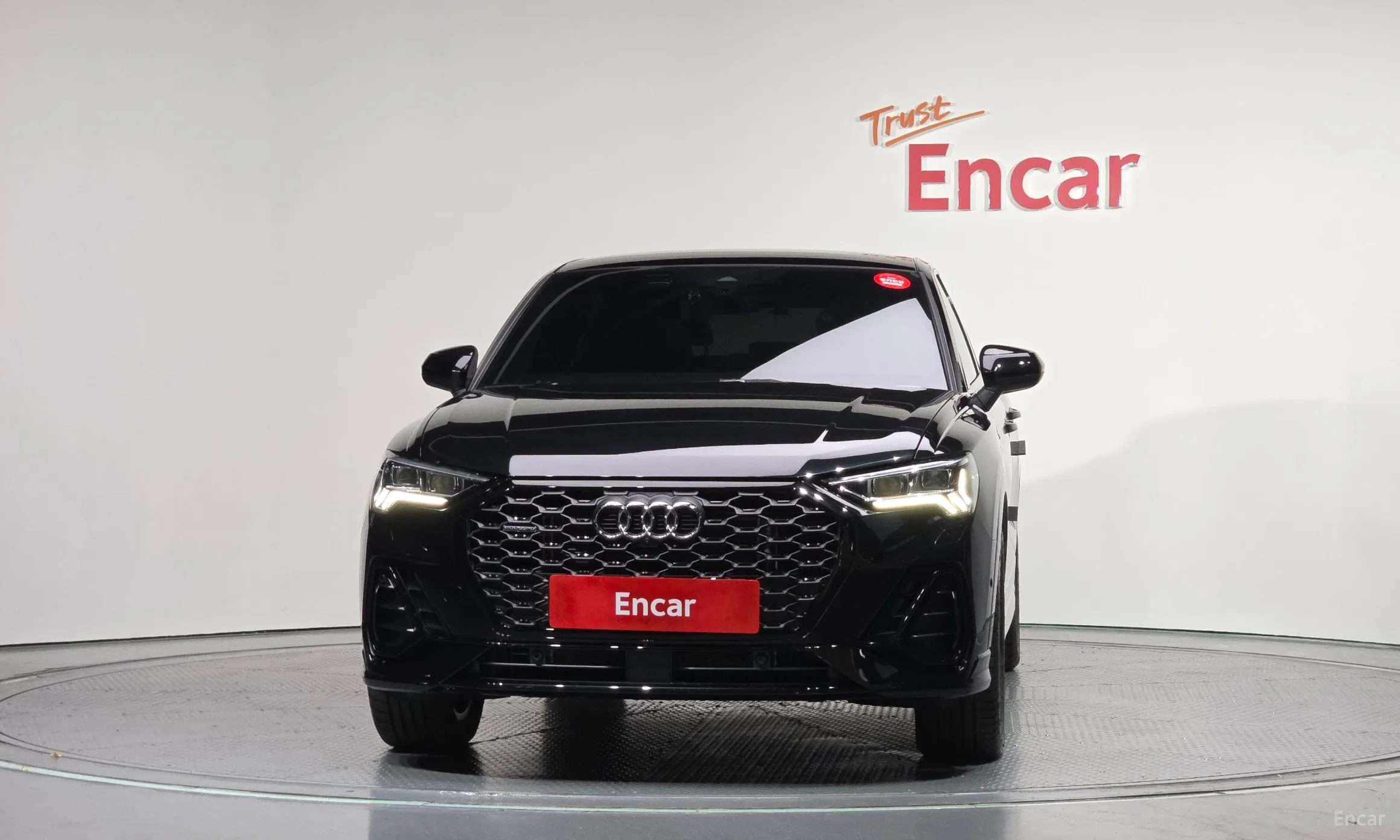 Audi Q3 (F3) превью 3