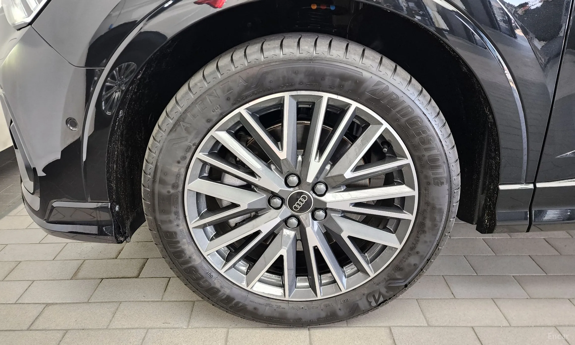 Audi Q3 (F3) превью 5