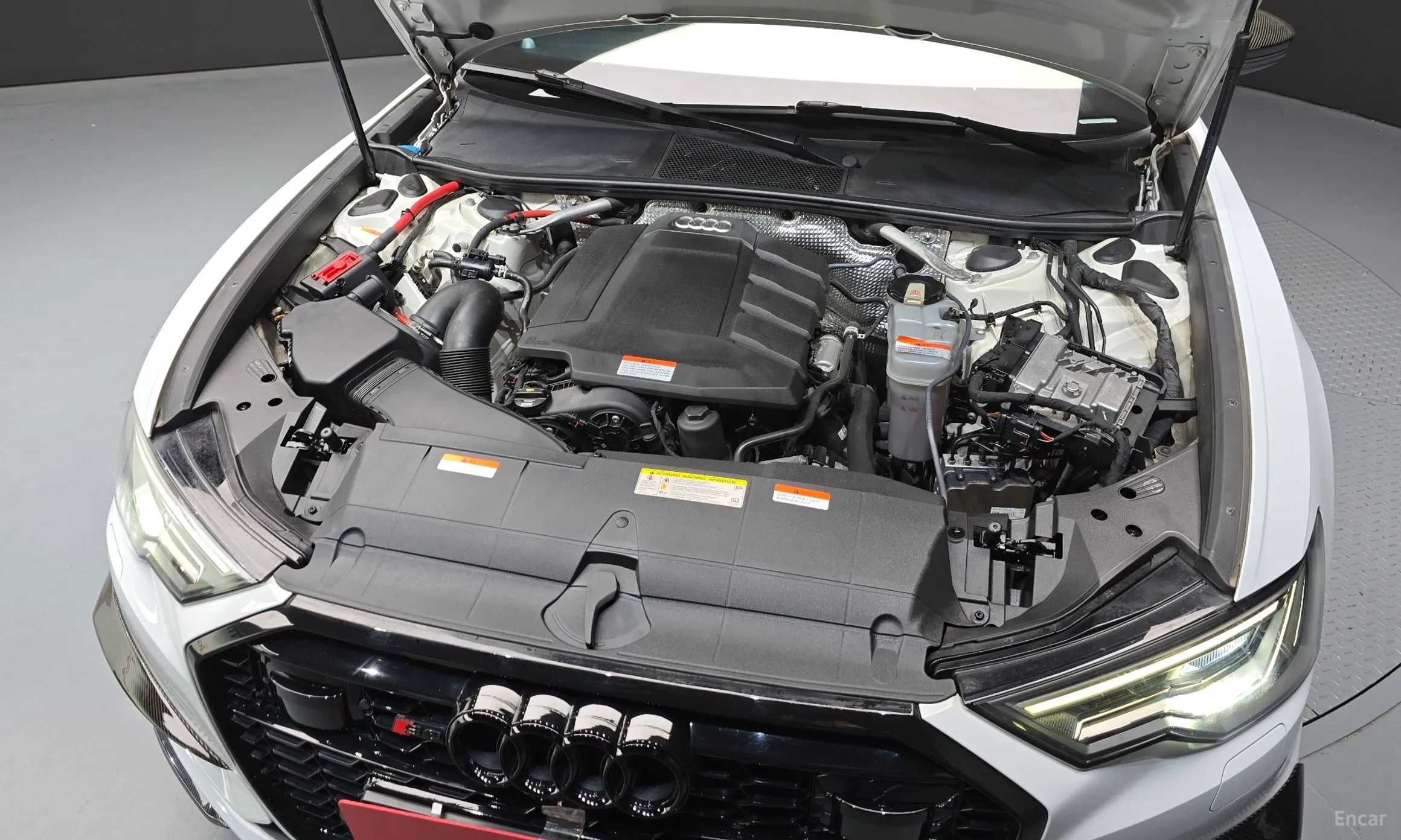 Audi A6 (C8) превью 6