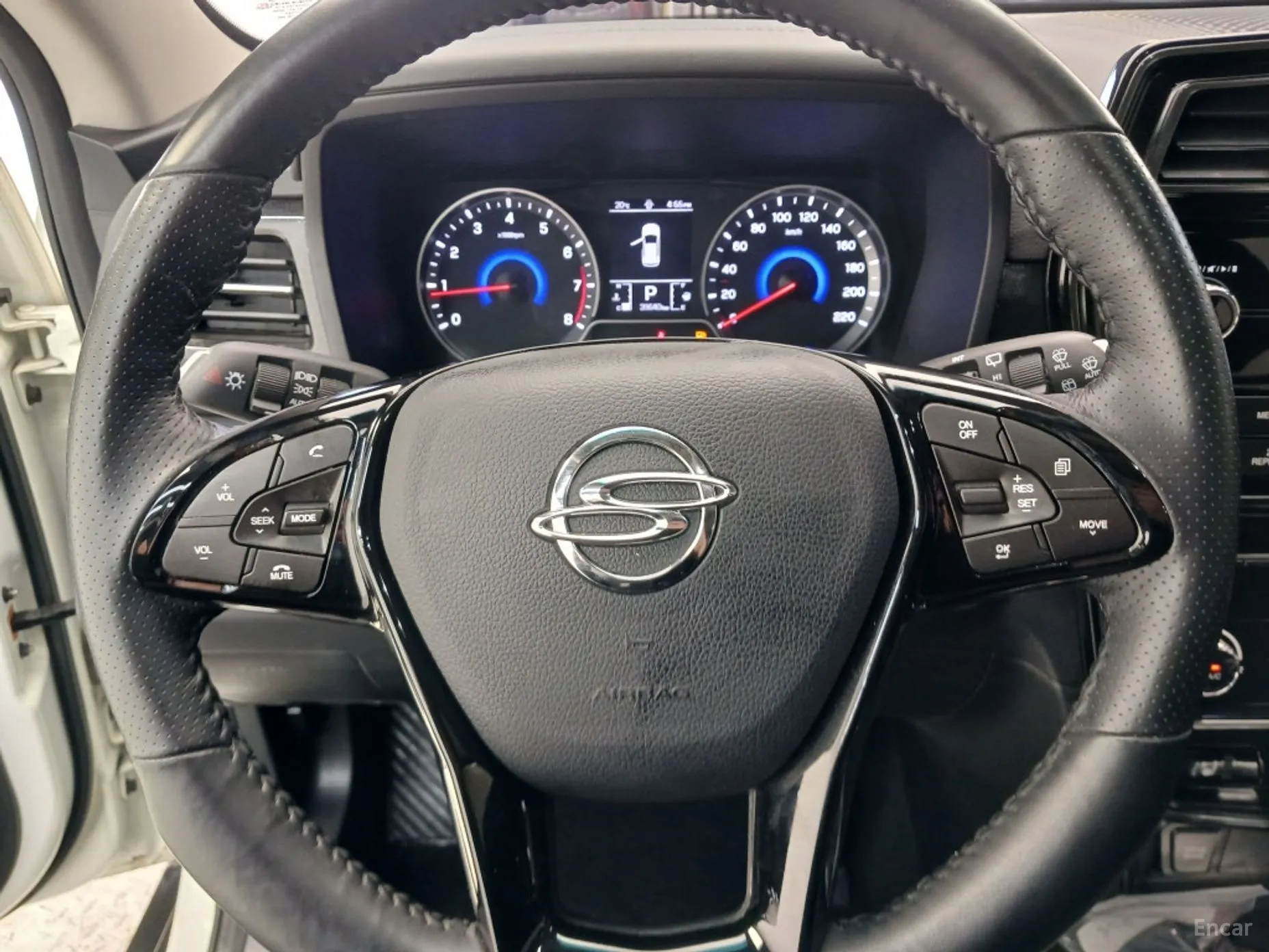 KG Mobility (SsangYong) Berry New Tivoli превью 12