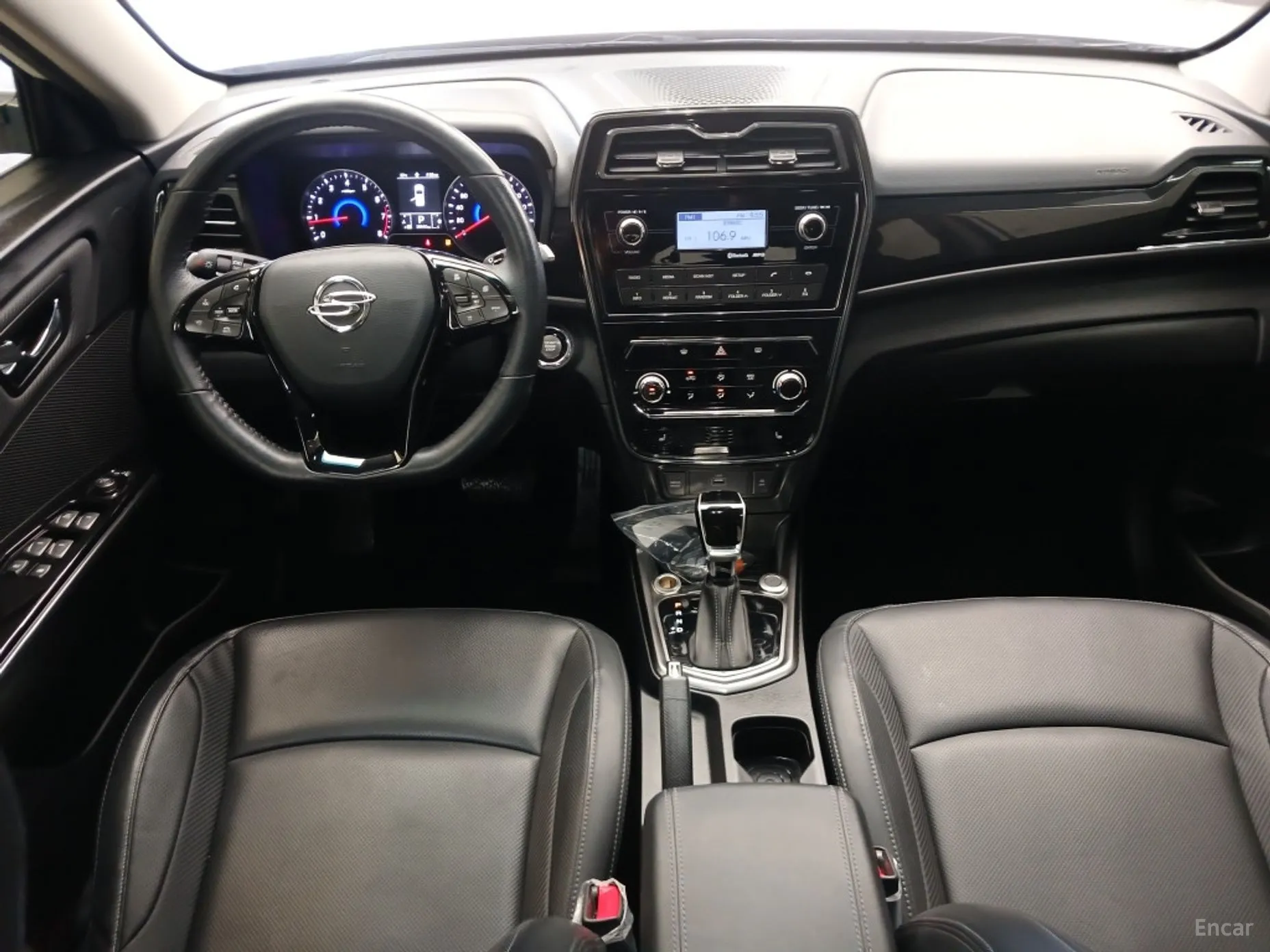 KG Mobility (SsangYong) Berry New Tivoli превью 15