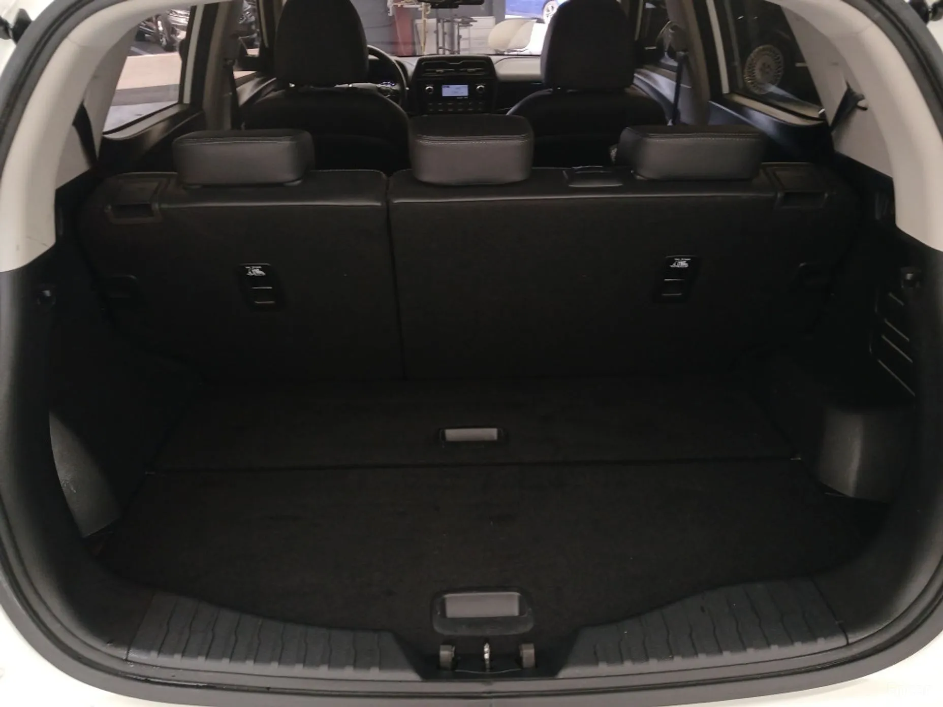 KG Mobility (SsangYong) Berry New Tivoli превью 17