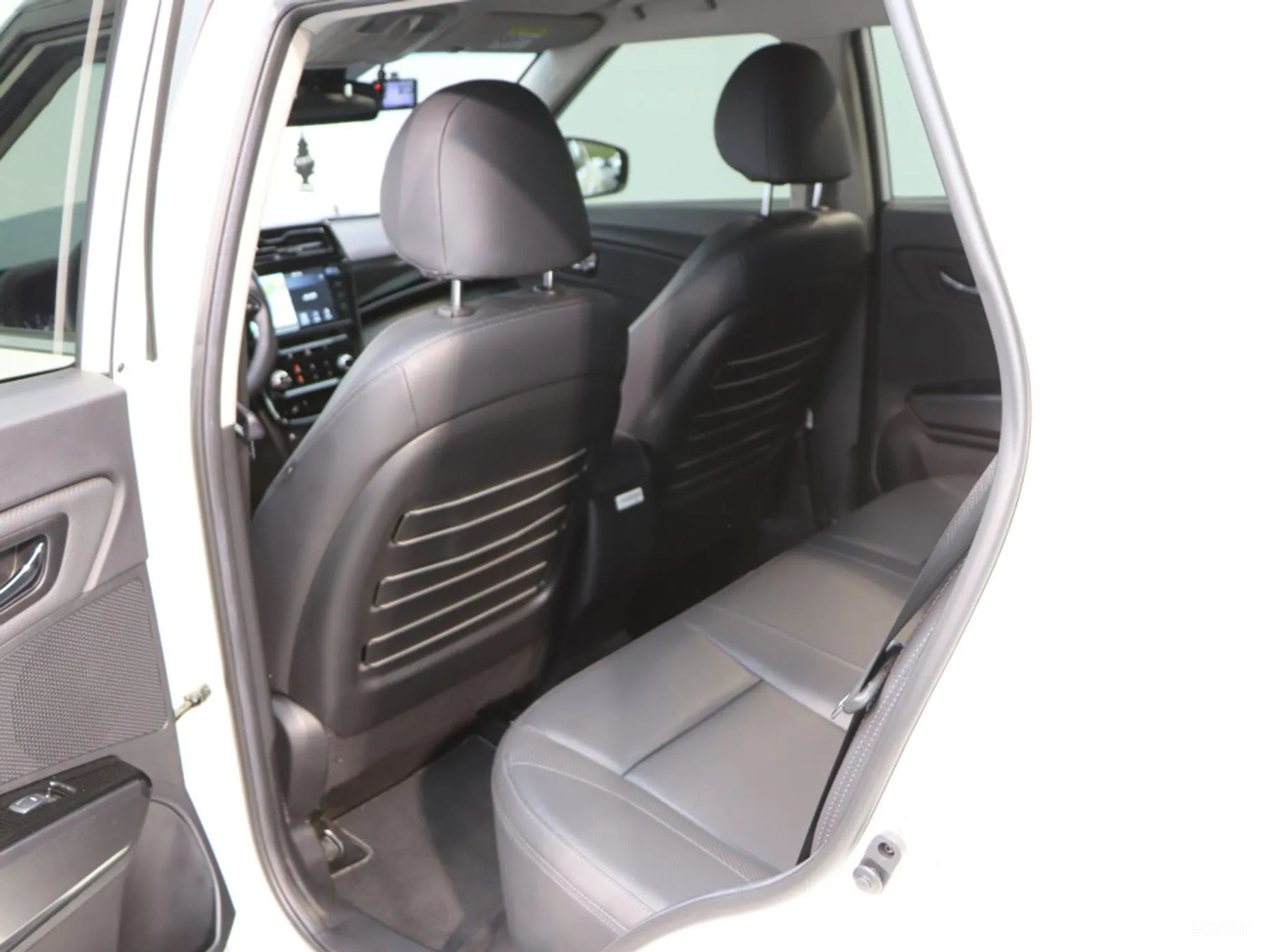 KG Mobility (SsangYong) Berry New Tivoli превью 10