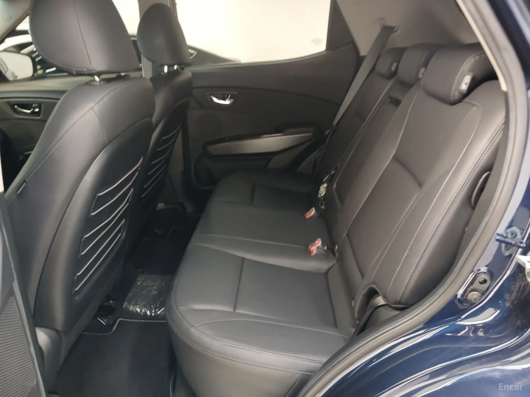 KG Mobility (SsangYong) Berry New Tivoli превью 10
