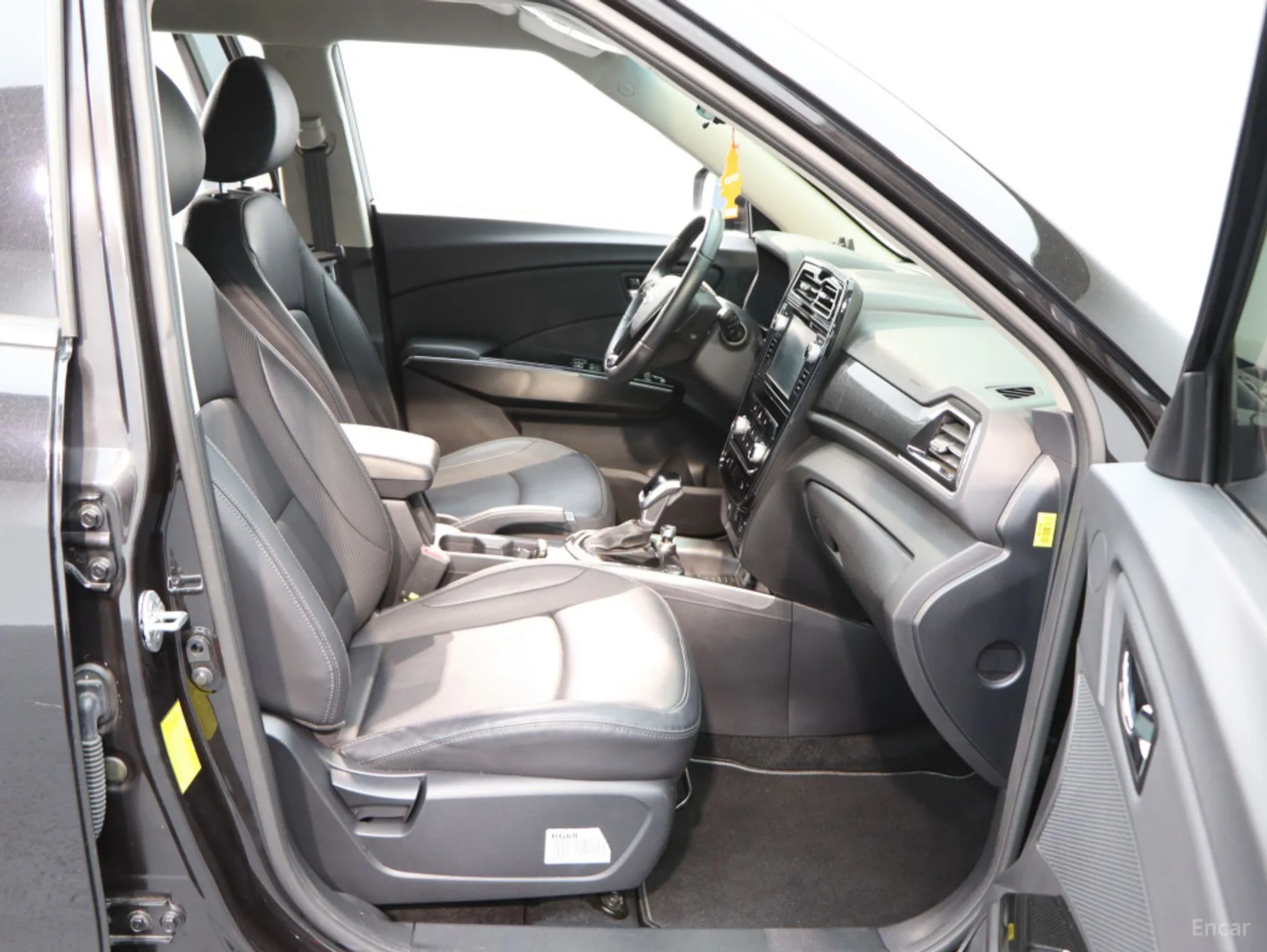 KG Mobility (SsangYong) Berry New Tivoli превью 11