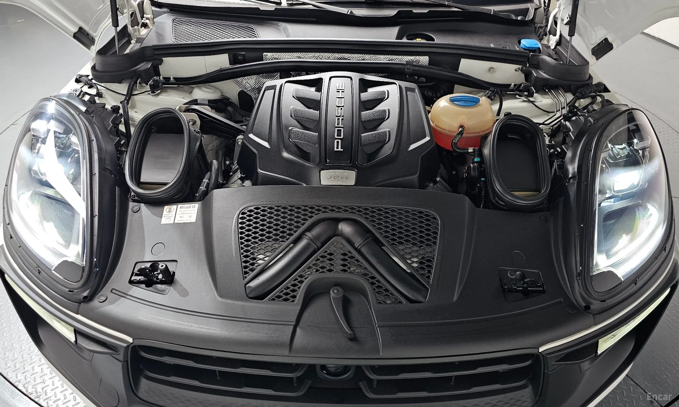 Porsche Macan превью 6