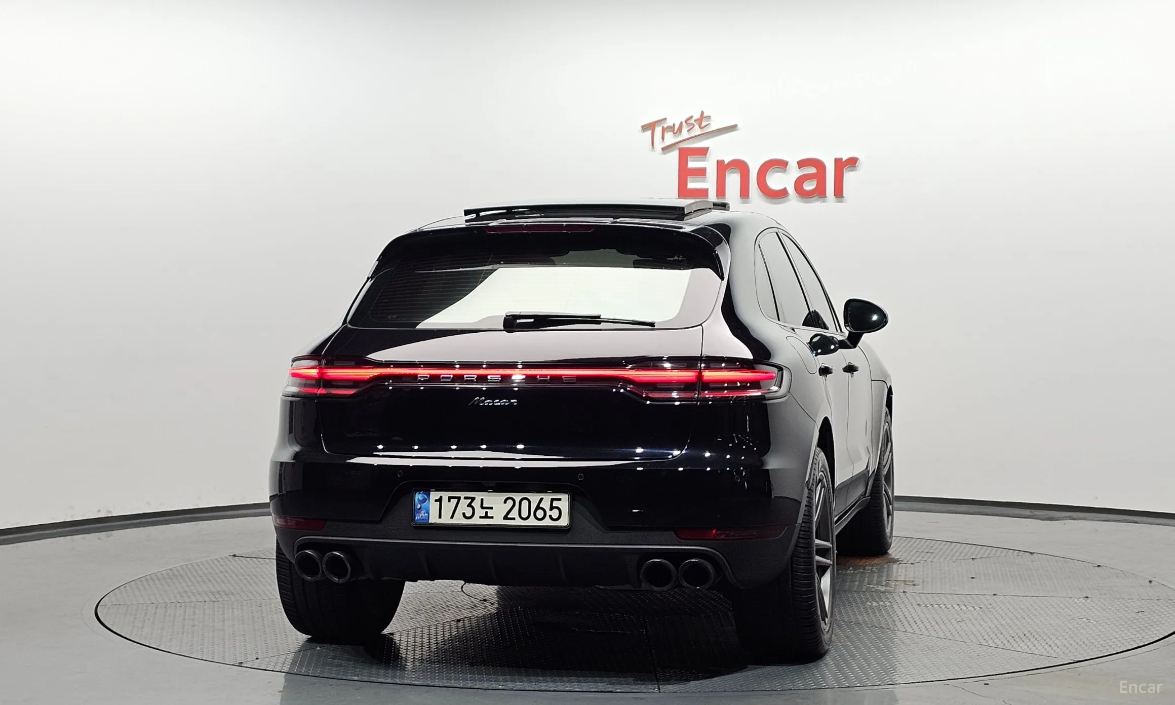Porsche Macan превью 4