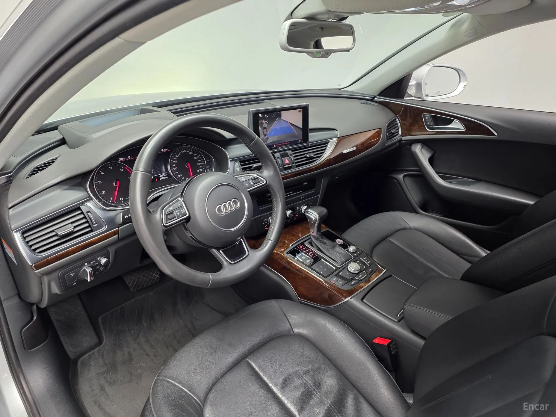 Audi New A6 превью 10