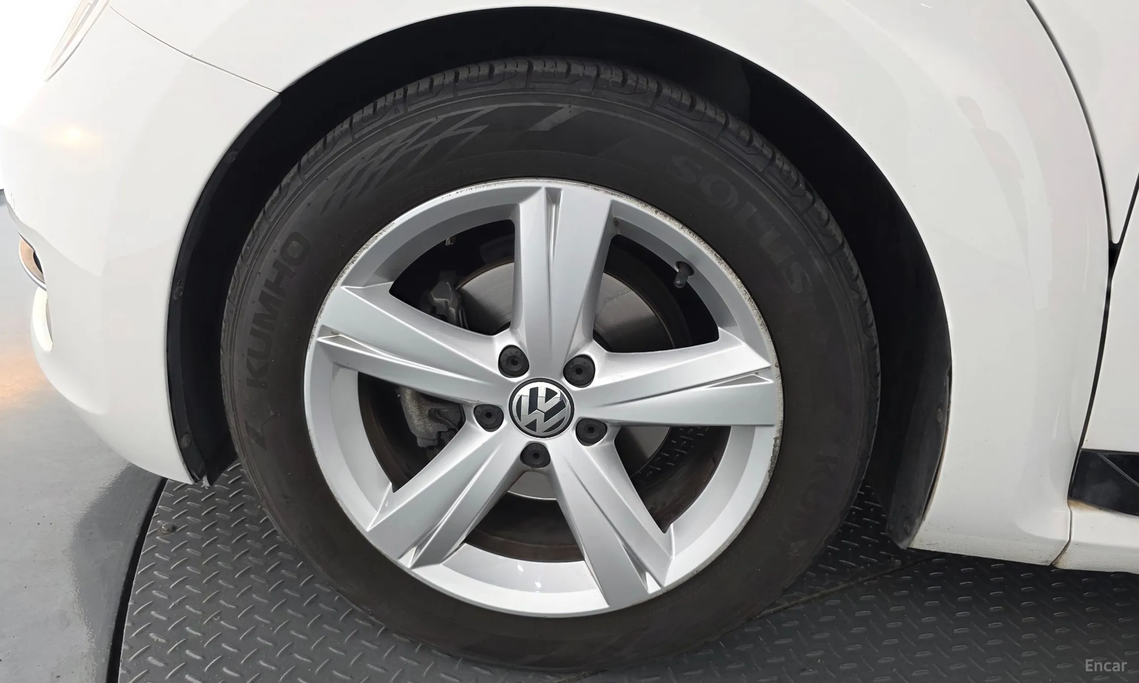 Volkswagen The Beetle превью 5