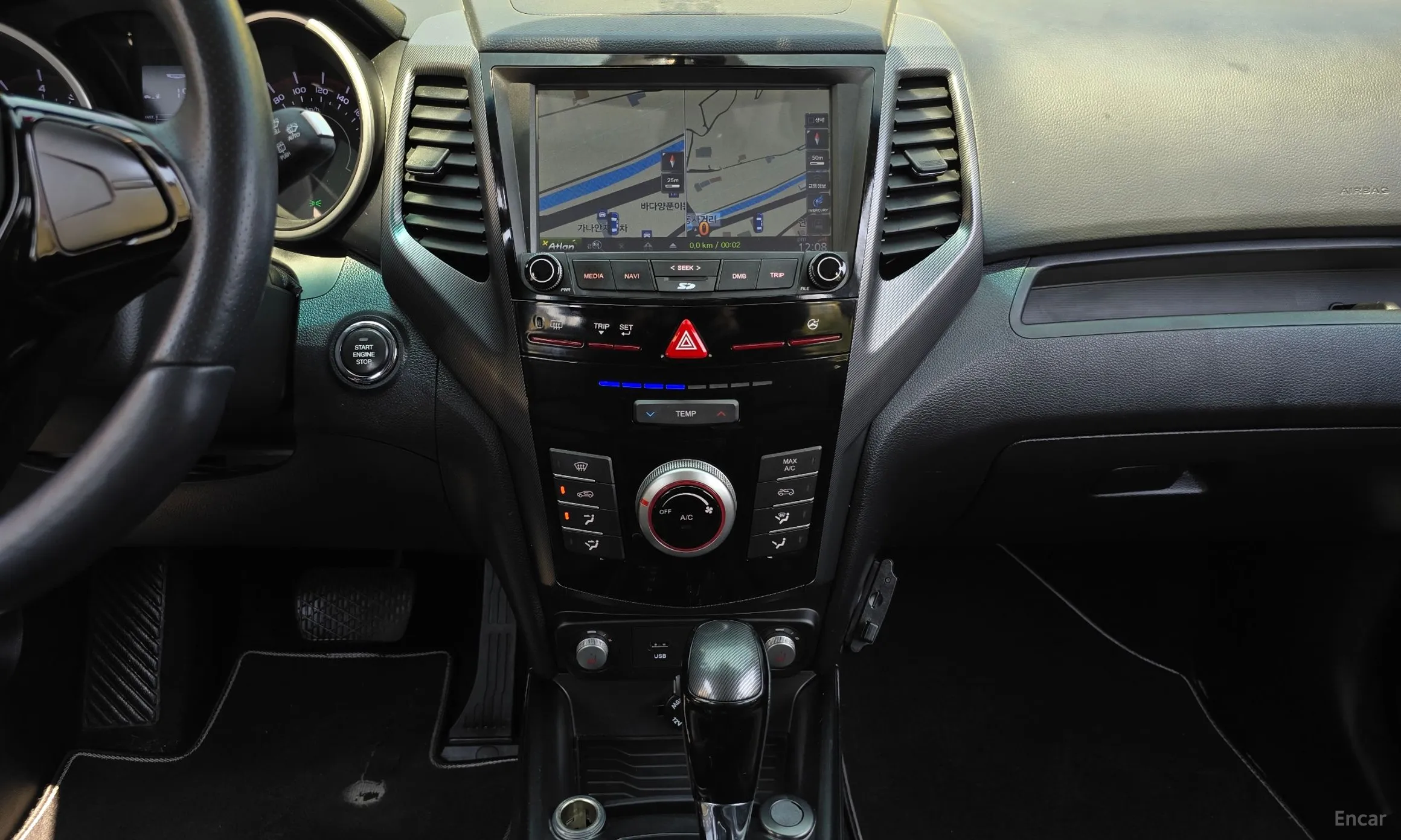 KG Mobility (SsangYong) Tivoli, Lazio превью 14